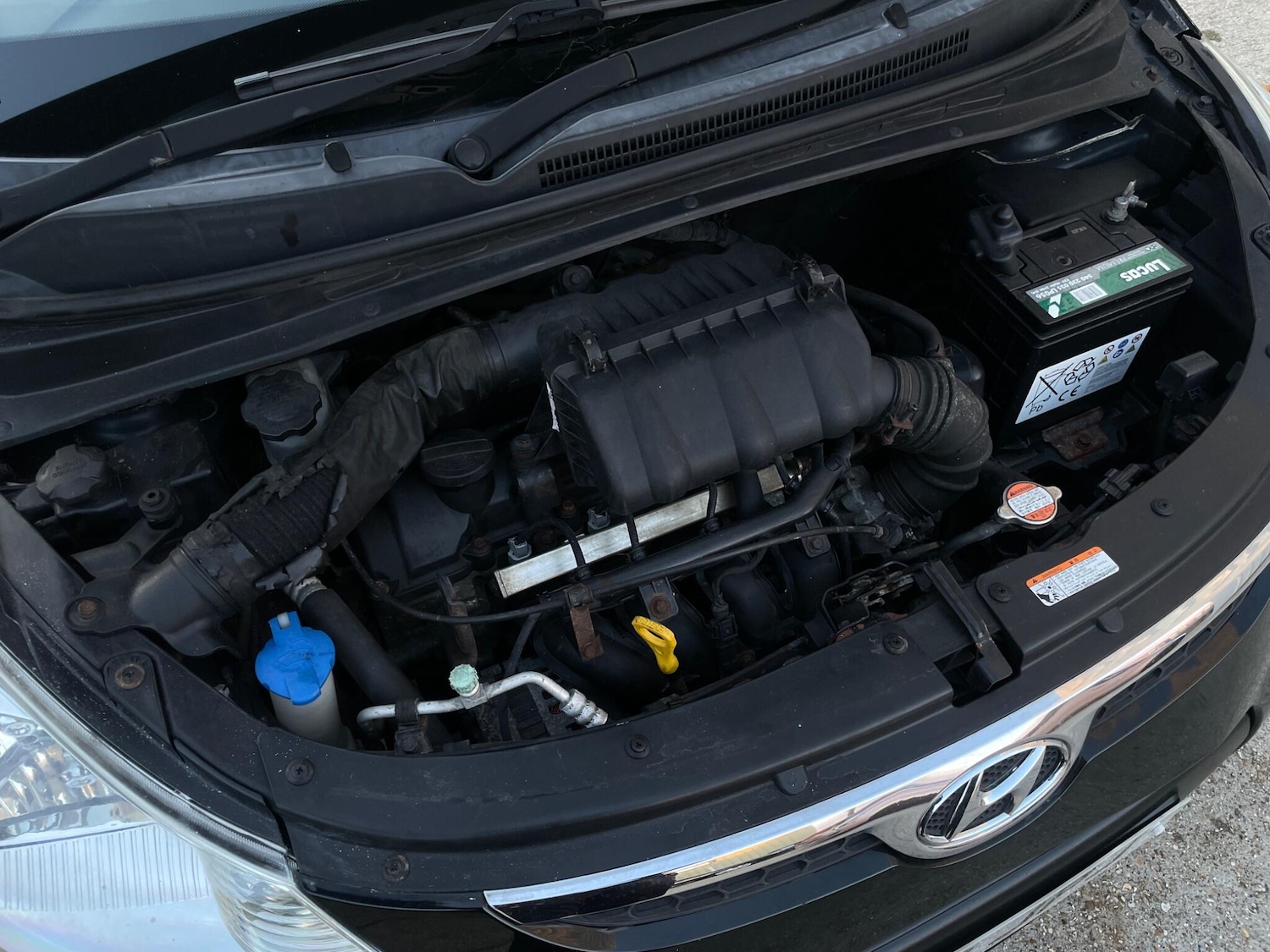 Used Hyundai i10 2010 for sale - 76645079: Photo 63