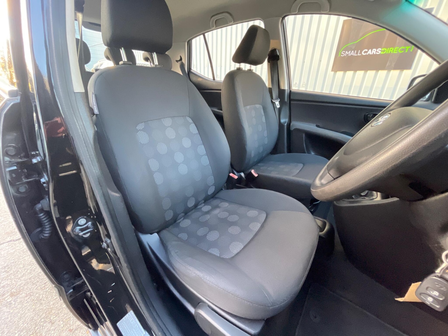 Used Hyundai i10 2010 for sale - 76645079: Photo 95