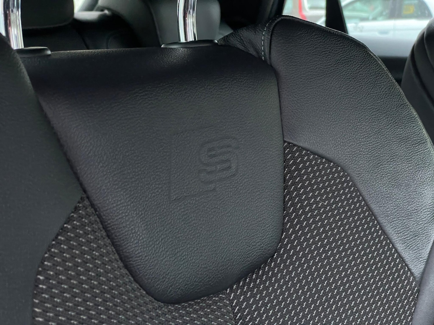 Used Audi Q2 2017 for sale - 76991042: Photo 45