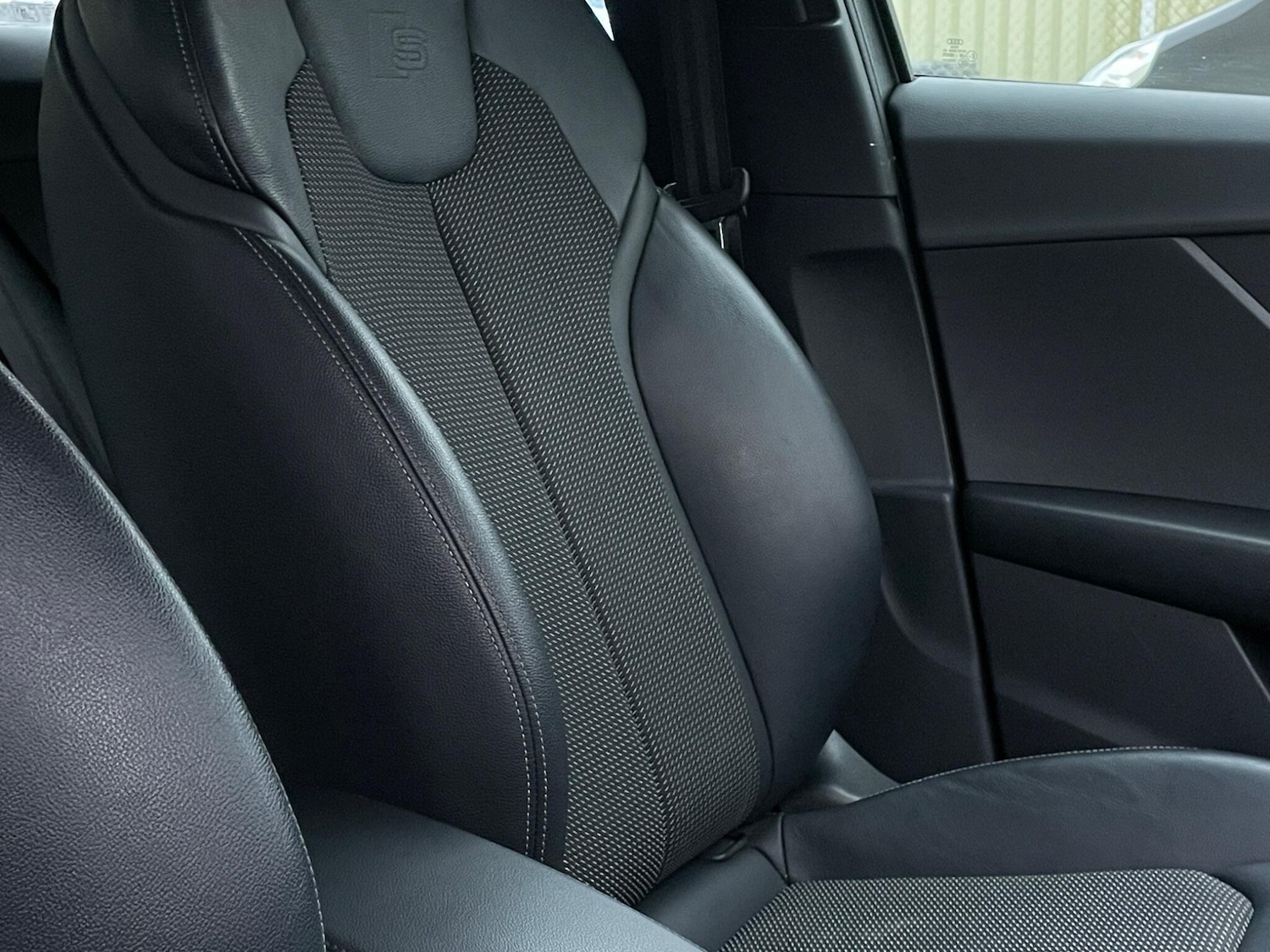 Used Audi Q2 2017 for sale - 76991042: Photo 47