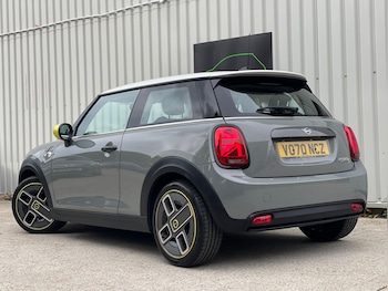 Used MINI Hatch 2020 for sale - 76647649: Photo