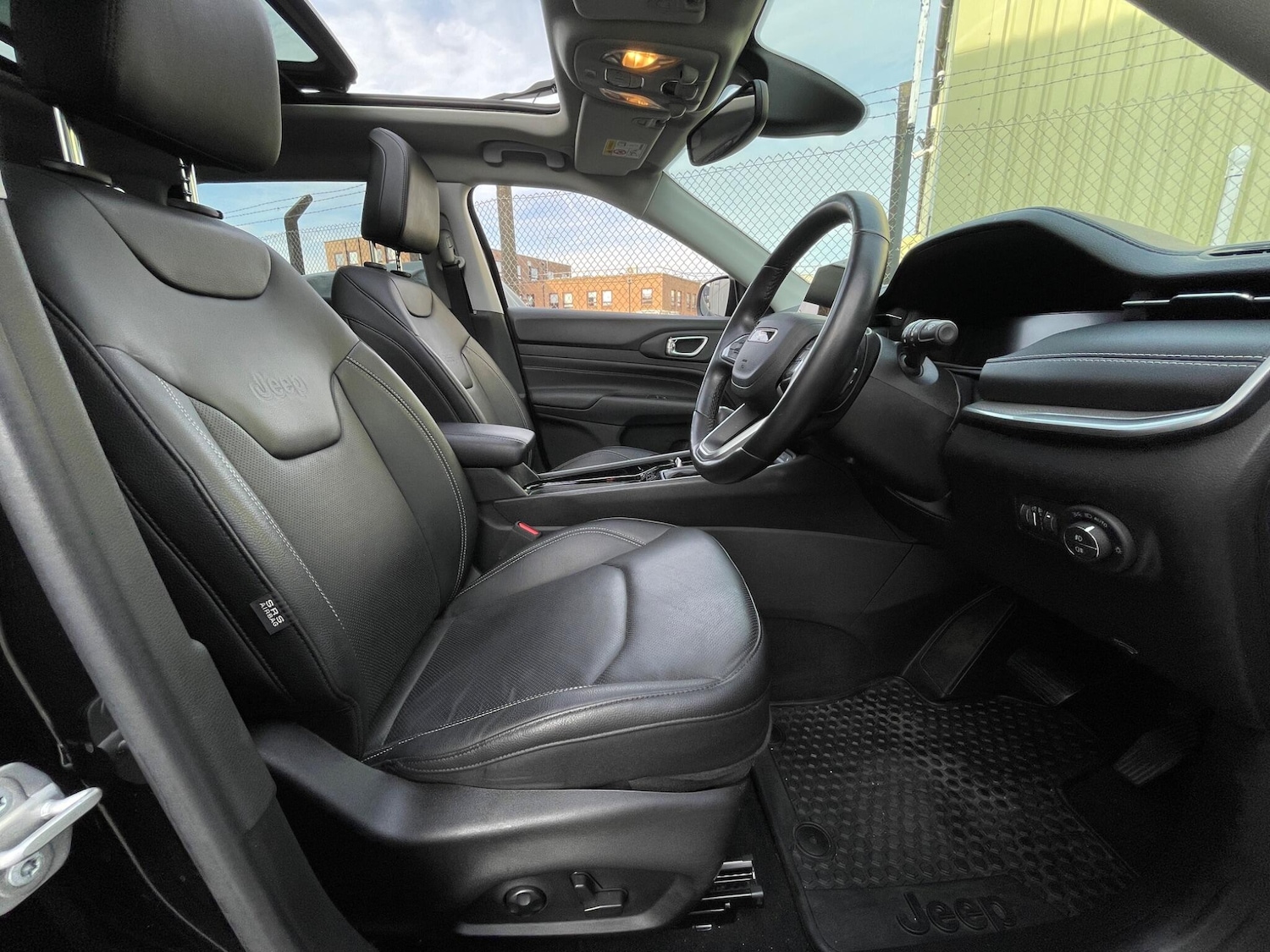 Used Jeep Compass 2023 for sale - 76715615: Photo 17