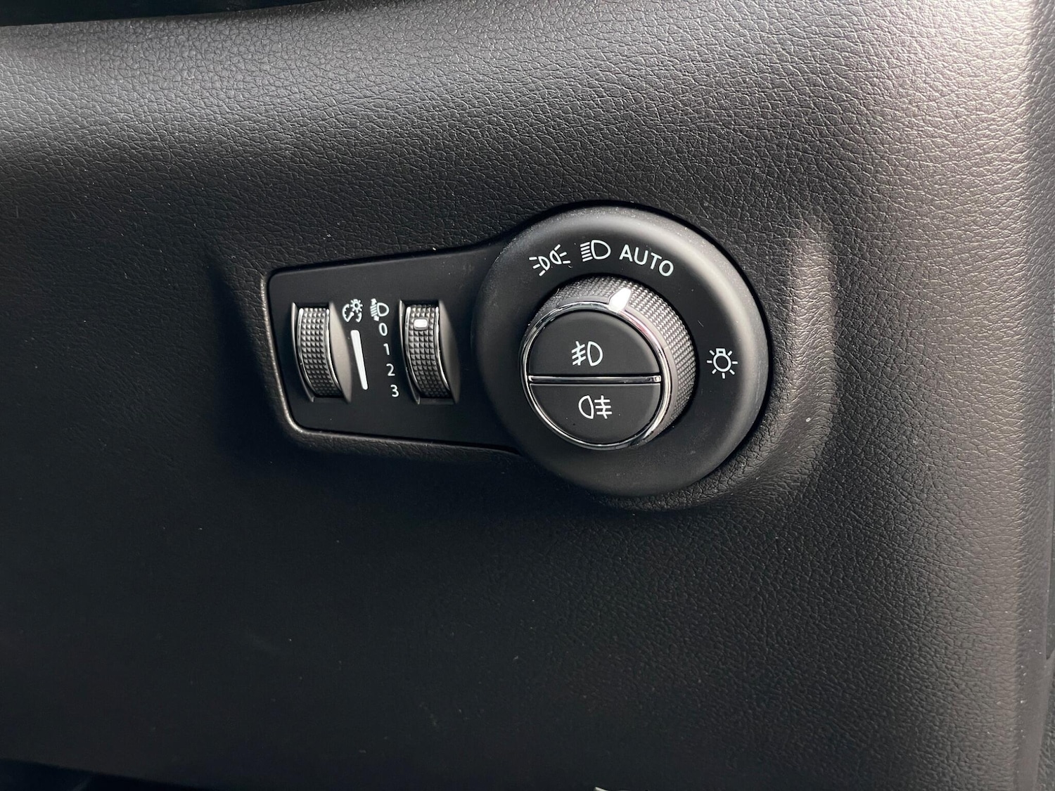 Used Jeep Compass 2023 for sale - 76715615: Photo 20