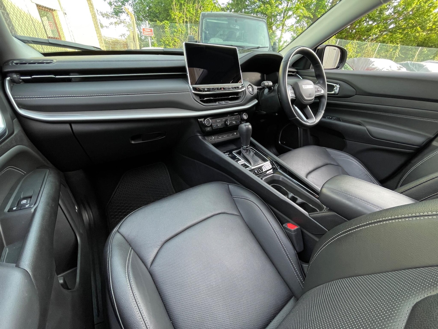 Used Jeep Compass 2023 for sale - 76715615: Photo 29