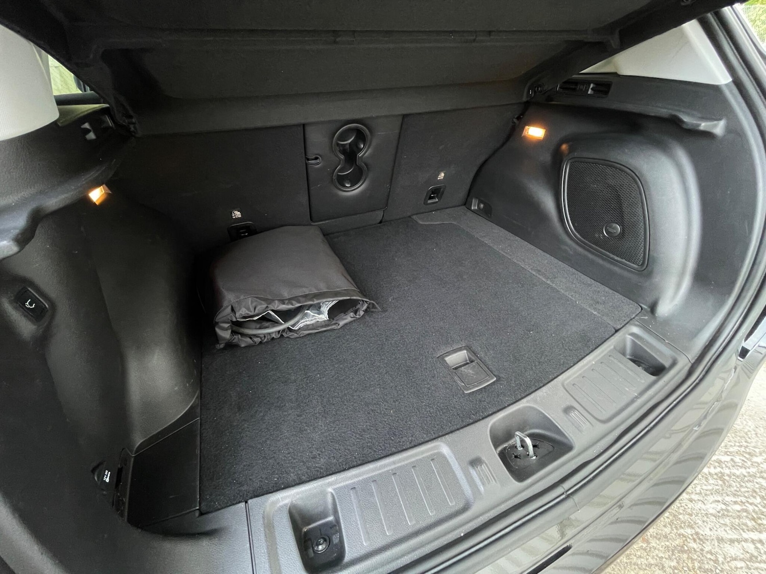 Used Jeep Compass 2023 for sale - 76715615: Photo 9