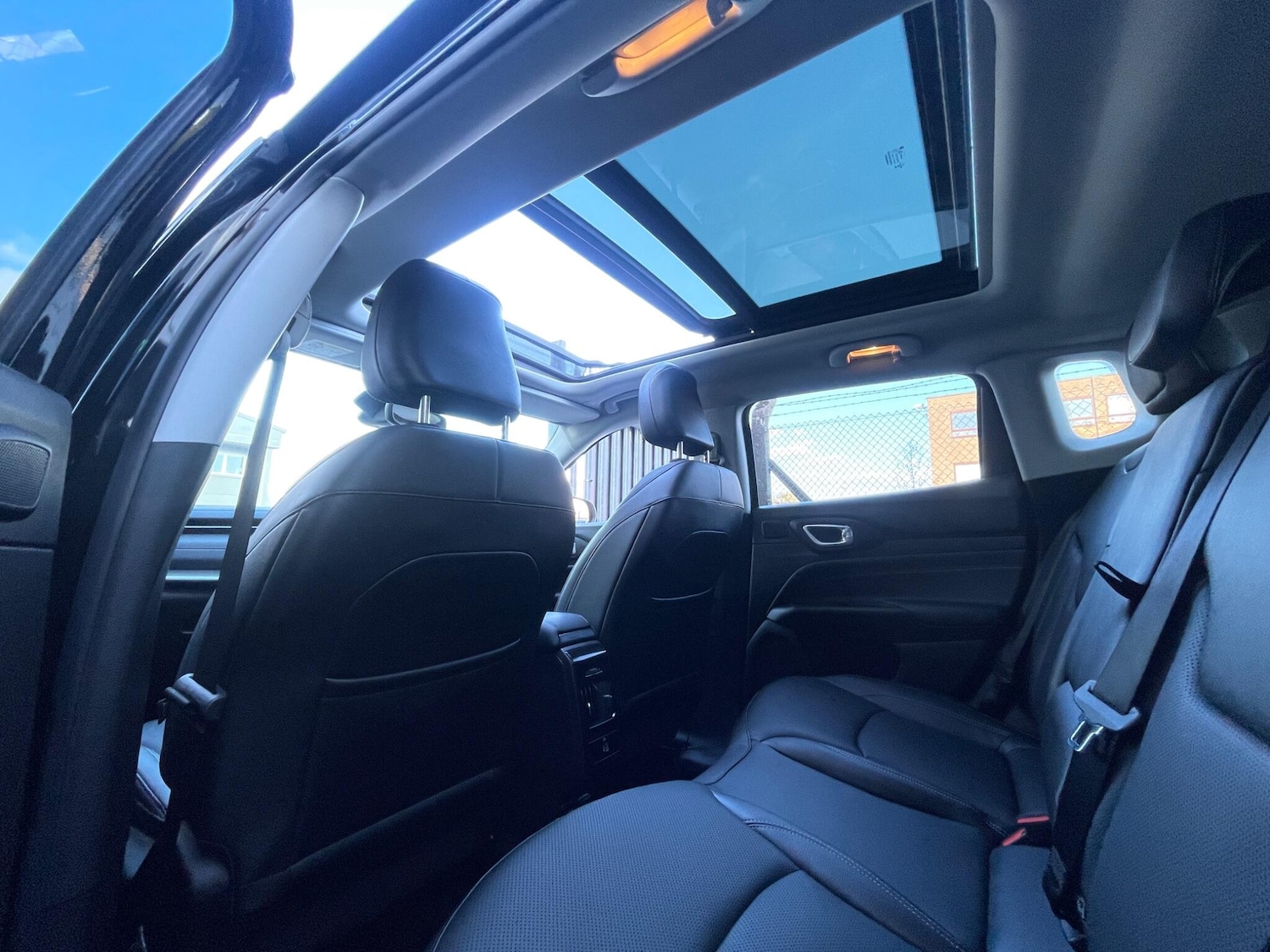 Used Jeep Compass 2023 for sale - 76715615: Photo 94