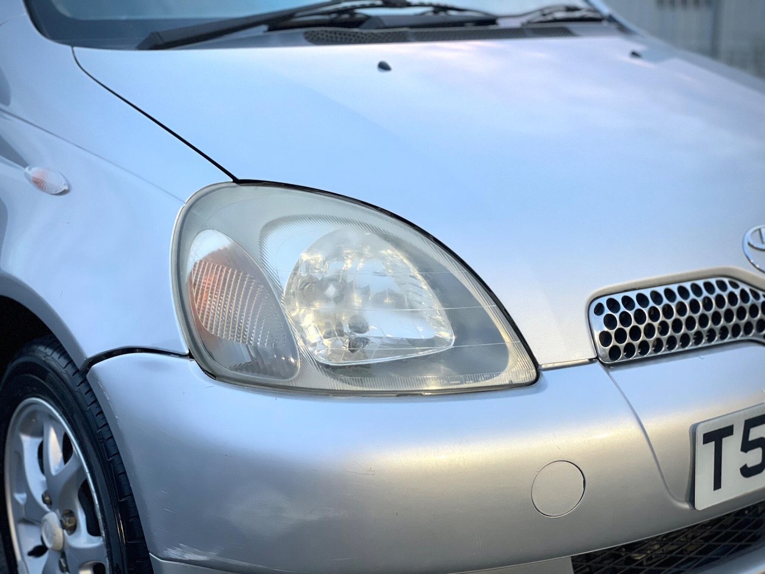 Used Toyota Yaris 1999 for sale - 77029924: Photo 100