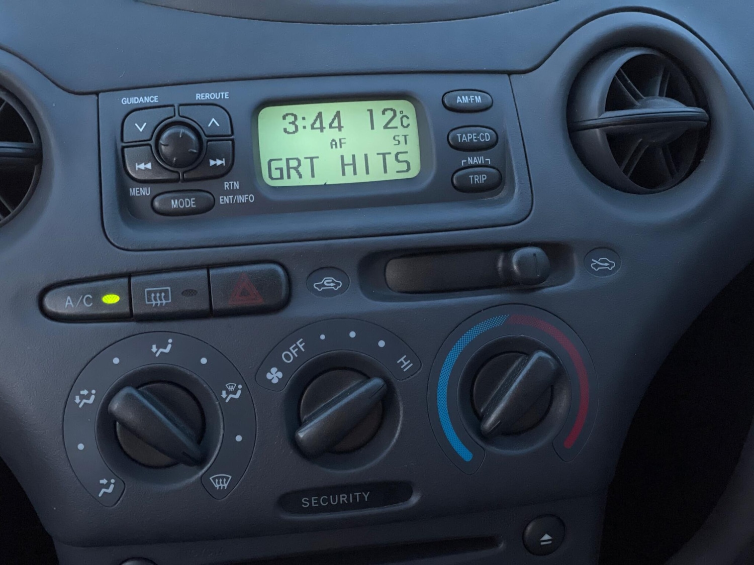 Used Toyota Yaris 1999 for sale - 77029924: Photo 21