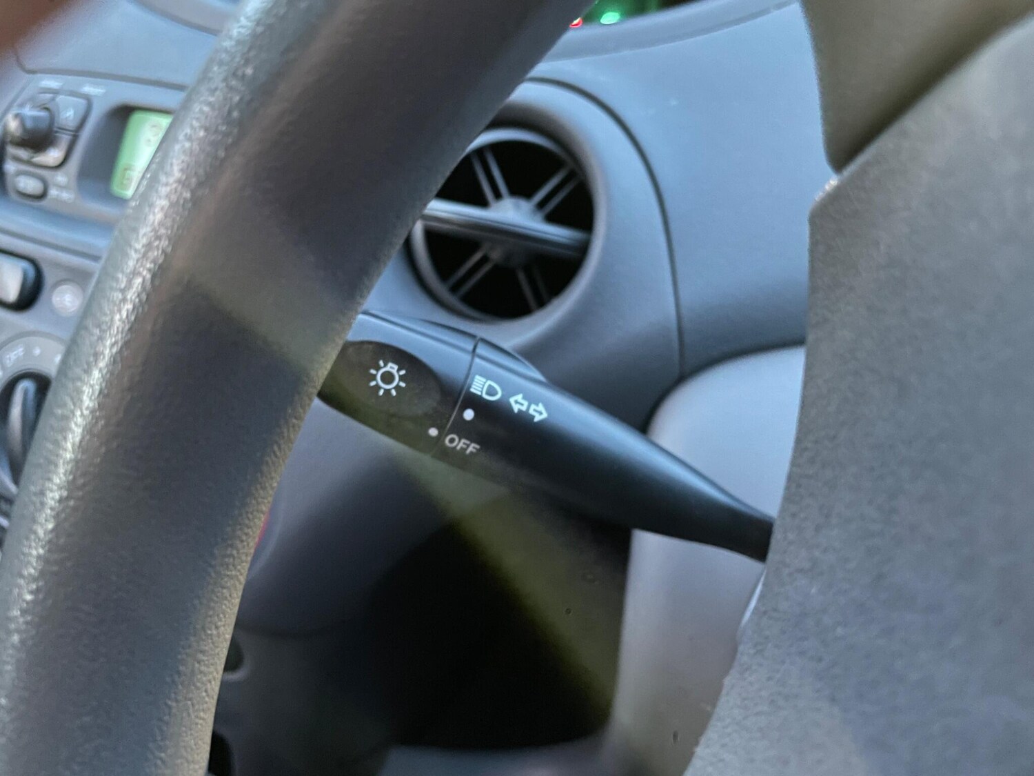 Used Toyota Yaris 1999 for sale - 77029924: Photo 24