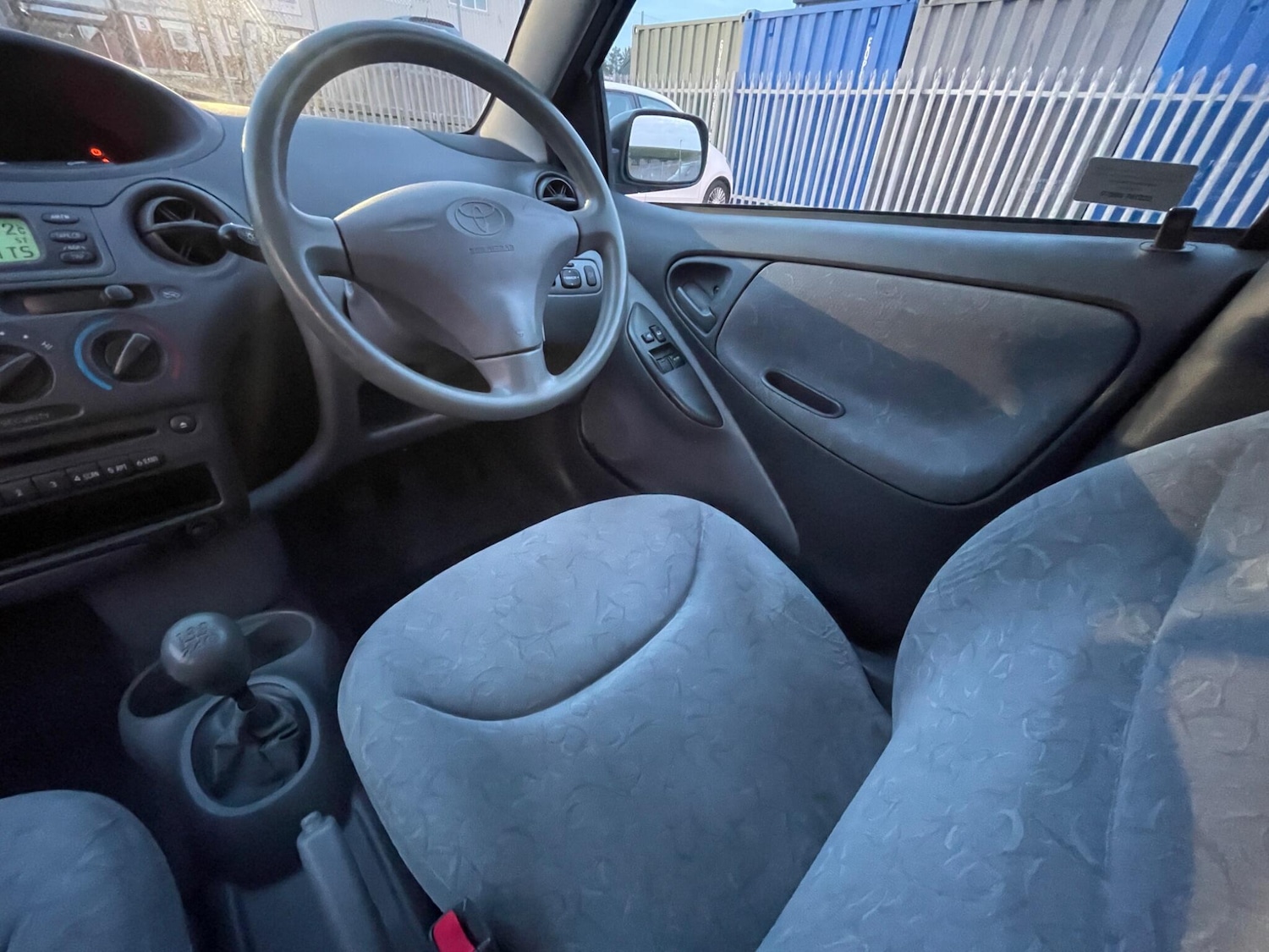 Used Toyota Yaris 1999 for sale - 77029924: Photo 47