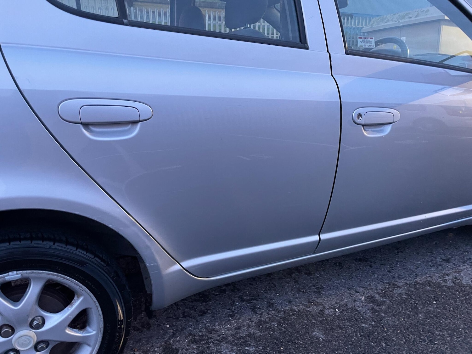 Used Toyota Yaris 1999 for sale - 77029924: Photo 75