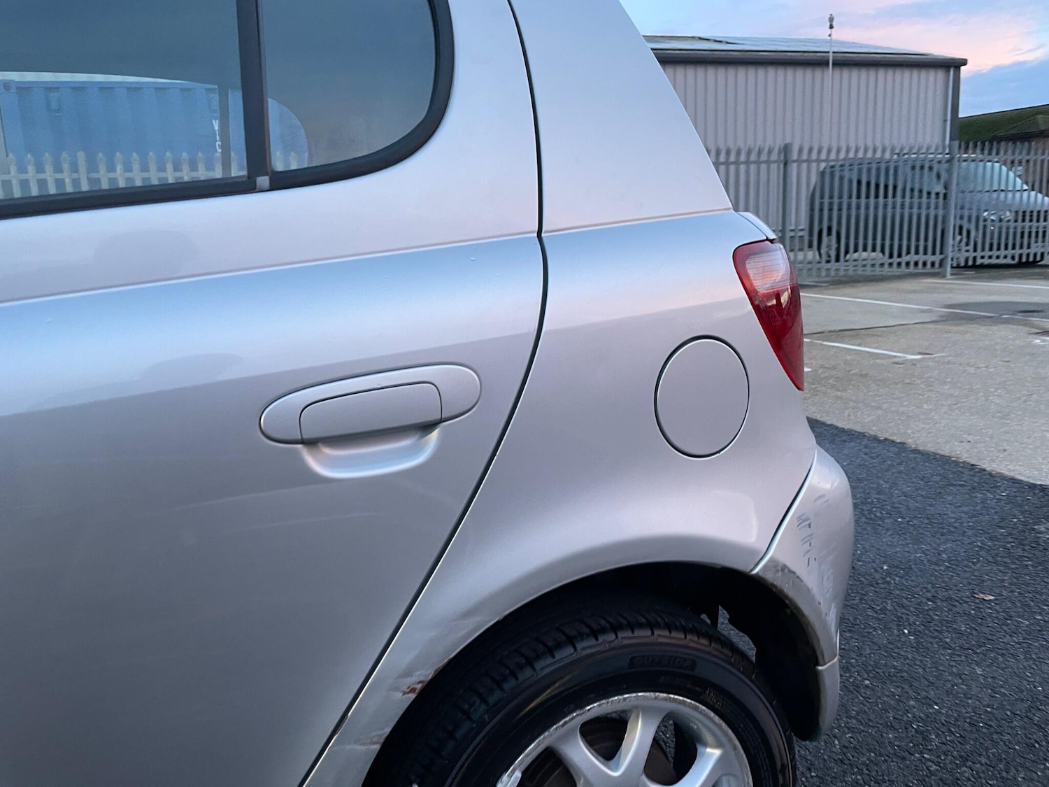 Used Toyota Yaris 1999 for sale - 77029924: Photo 86