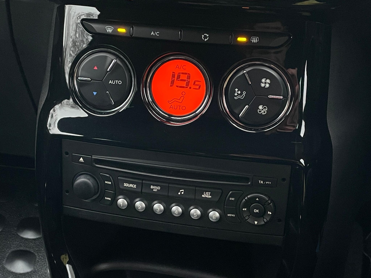 Used Citroen DS3 2012 for sale - 77479232: Photo 100