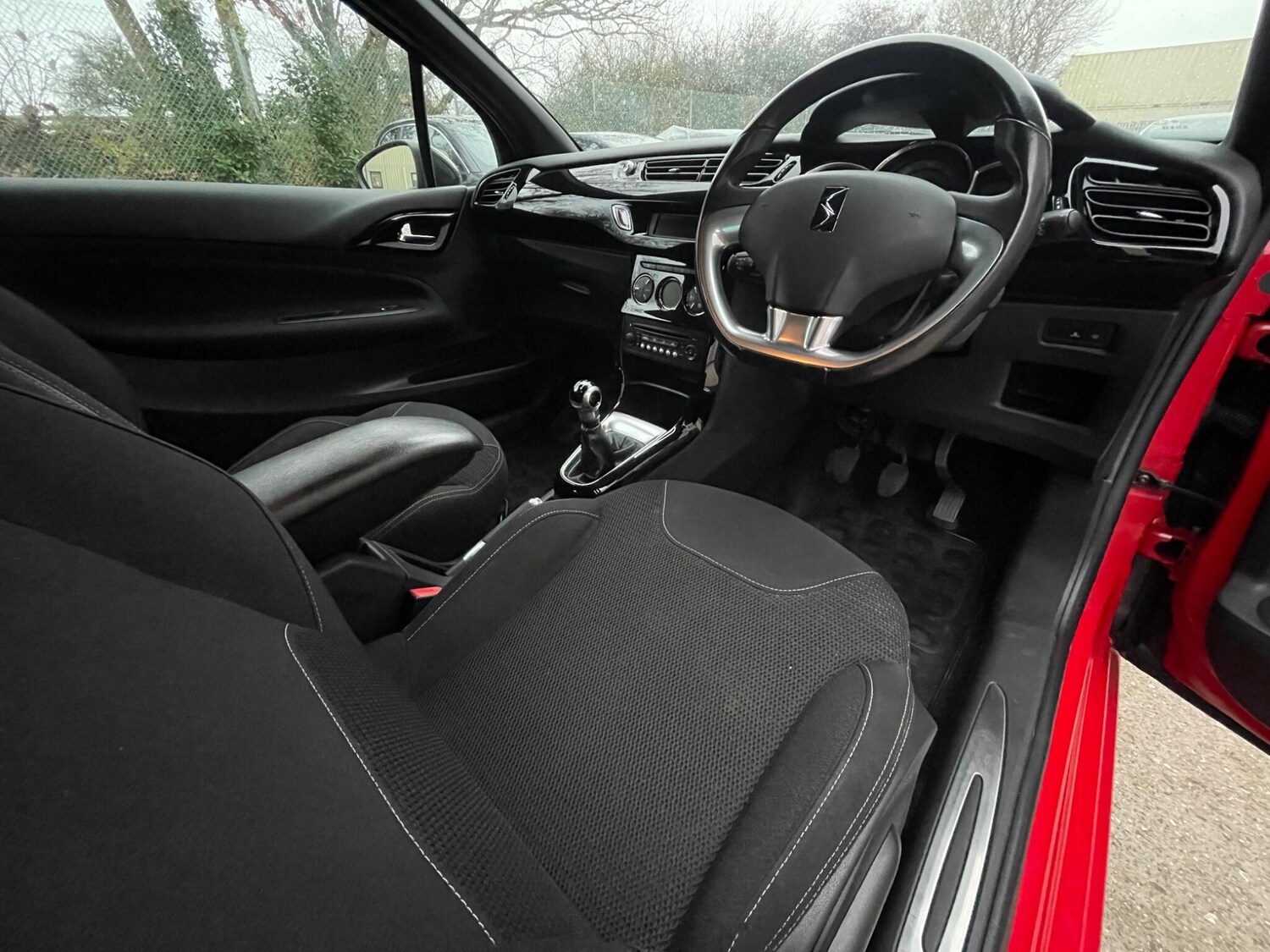 Used Citroen DS3 2012 for sale - 77479232: Photo 6