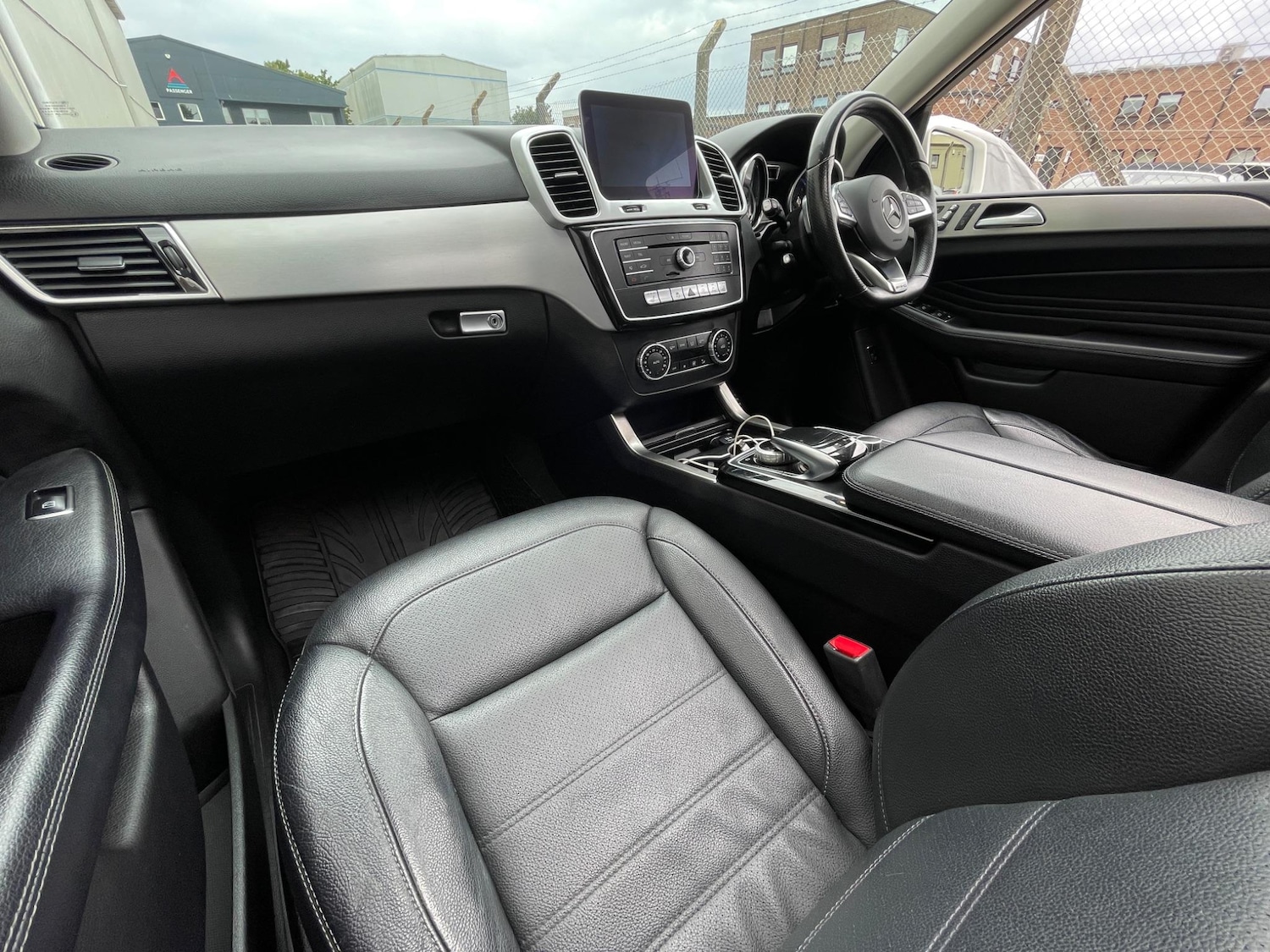 Used Mercedes-Benz GLE 2017 for sale - 77091005: Photo 38