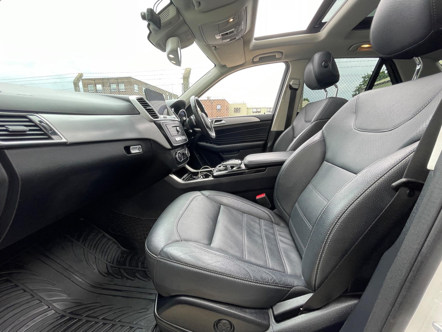 Used Mercedes-Benz GLE 2017 for sale - 77091005: Photo 45