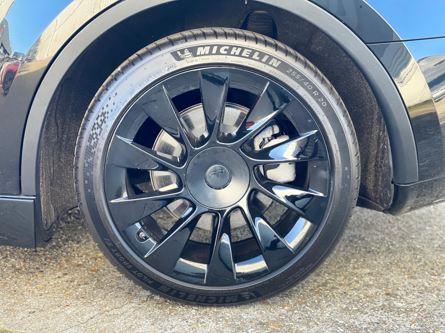 Used Tesla Model Y 2023 for sale - 77940520: Photo 9