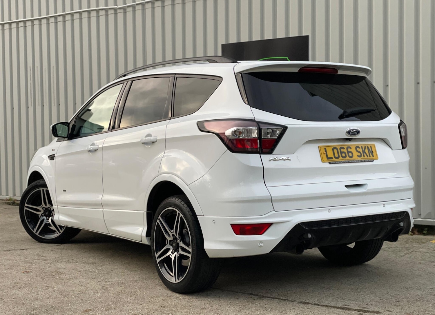 Used Ford Kuga 2017 for sale - 76645030: Photo 3