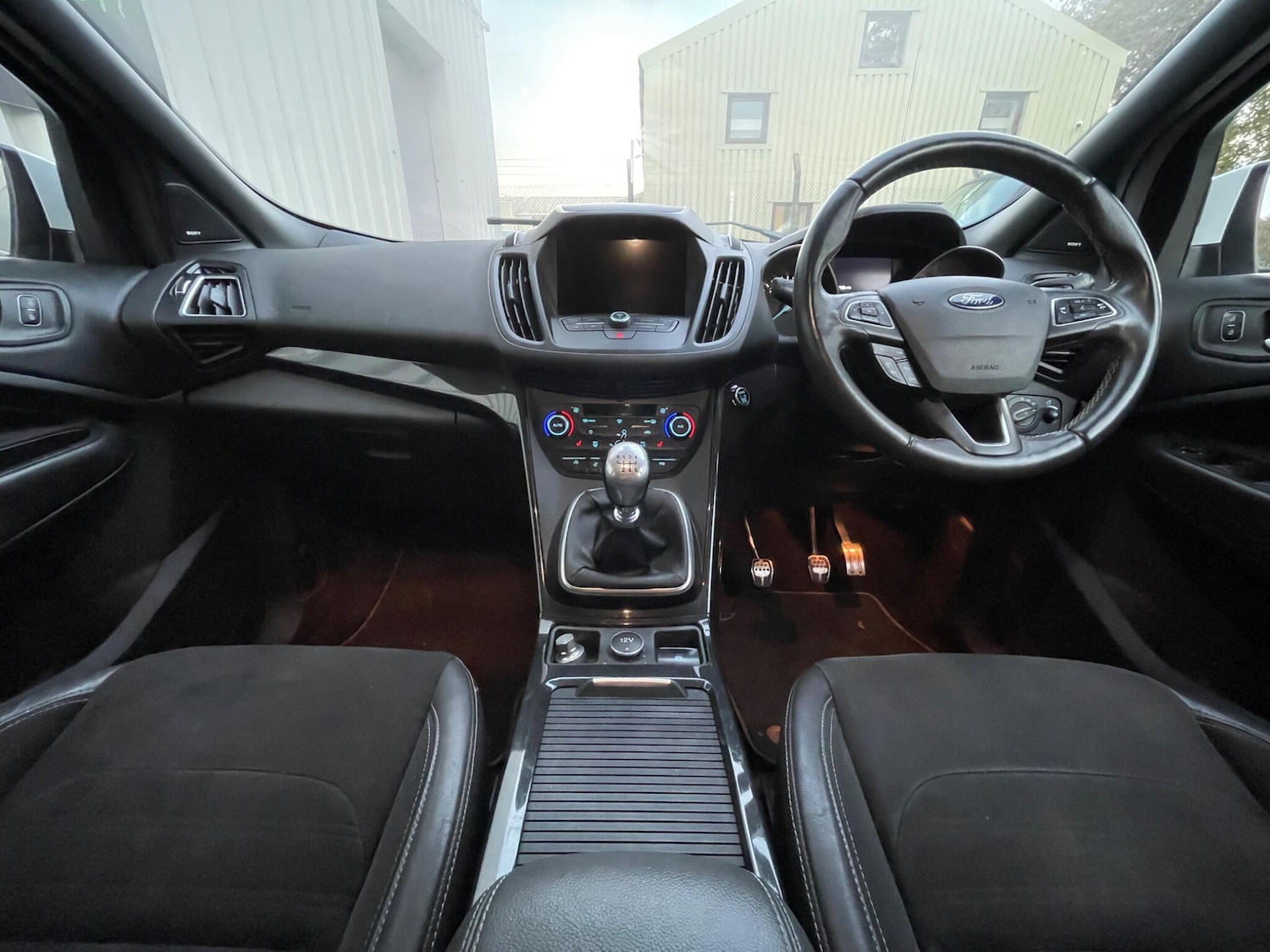 Used Ford Kuga 2017 for sale - 76645030: Photo 4