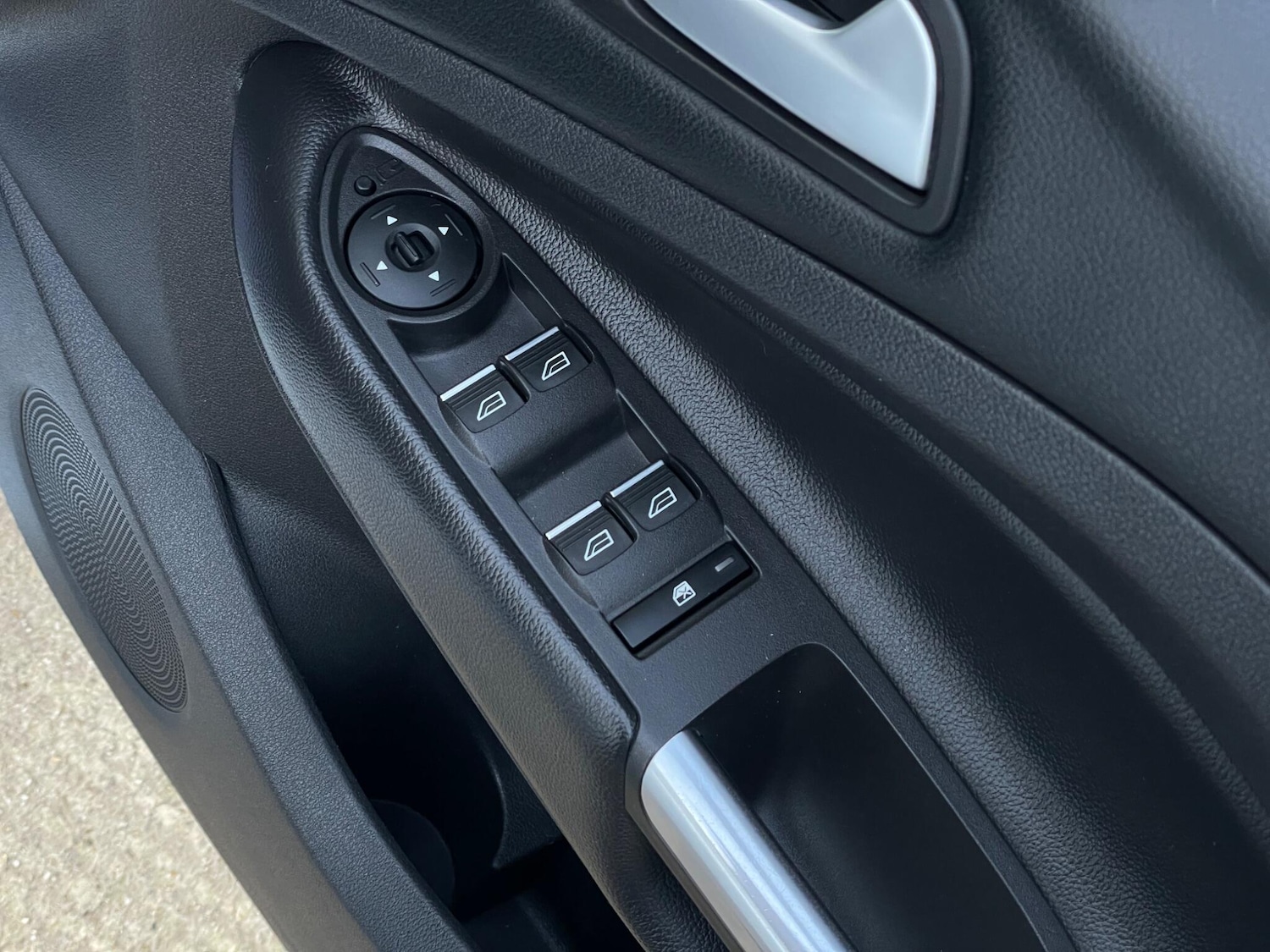 Used Ford Kuga 2017 for sale - 76645030: Photo 79