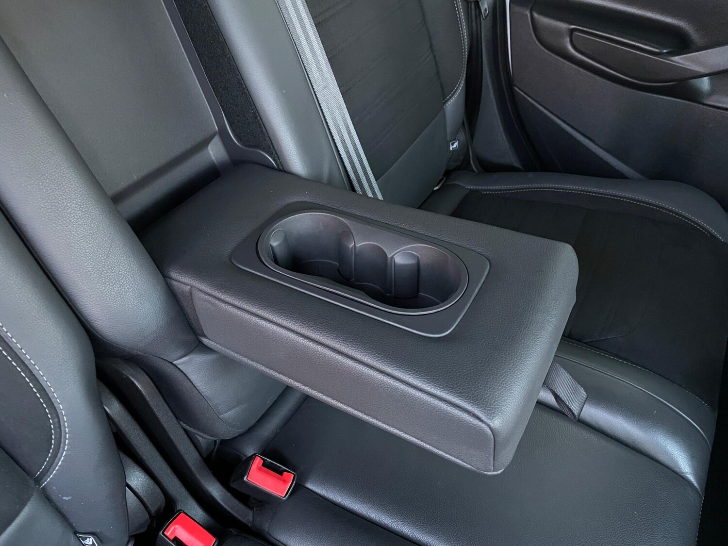 Used Ford Kuga 2017 for sale - 76645030: Photo 88