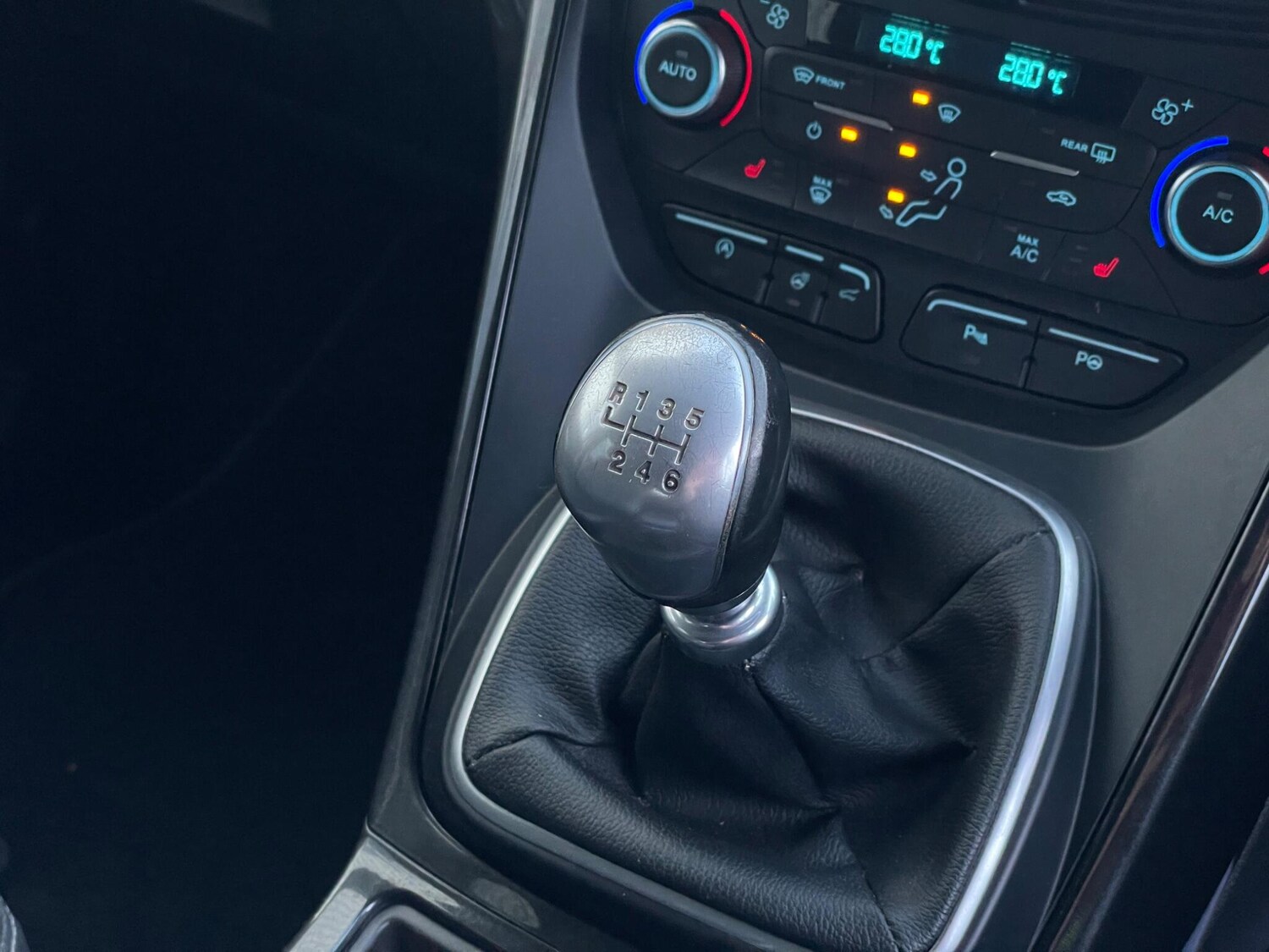 Used Ford Kuga 2017 for sale - 76645030: Photo 90