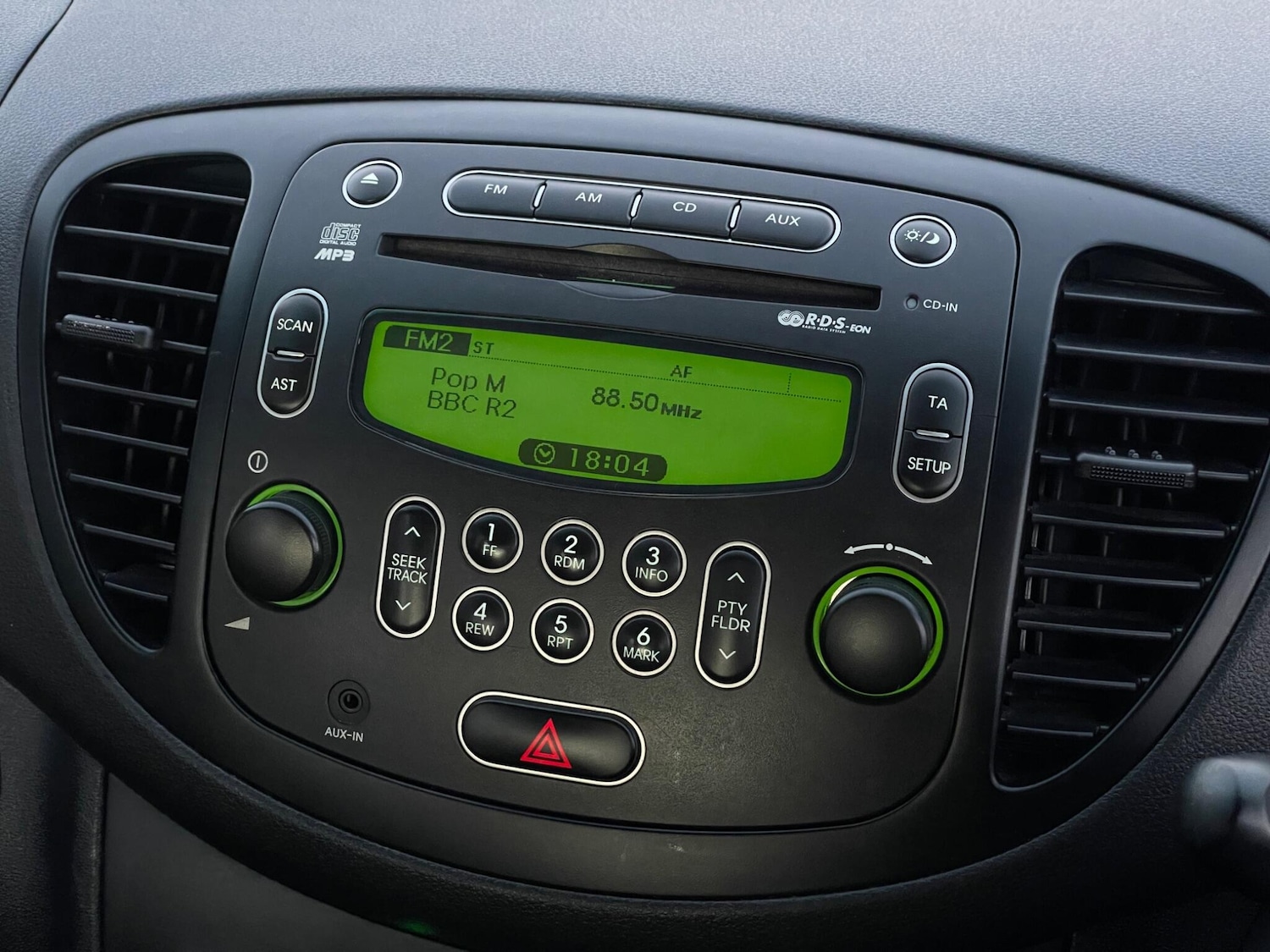 Used Hyundai i10 2010 for sale - 76644669: Photo 13