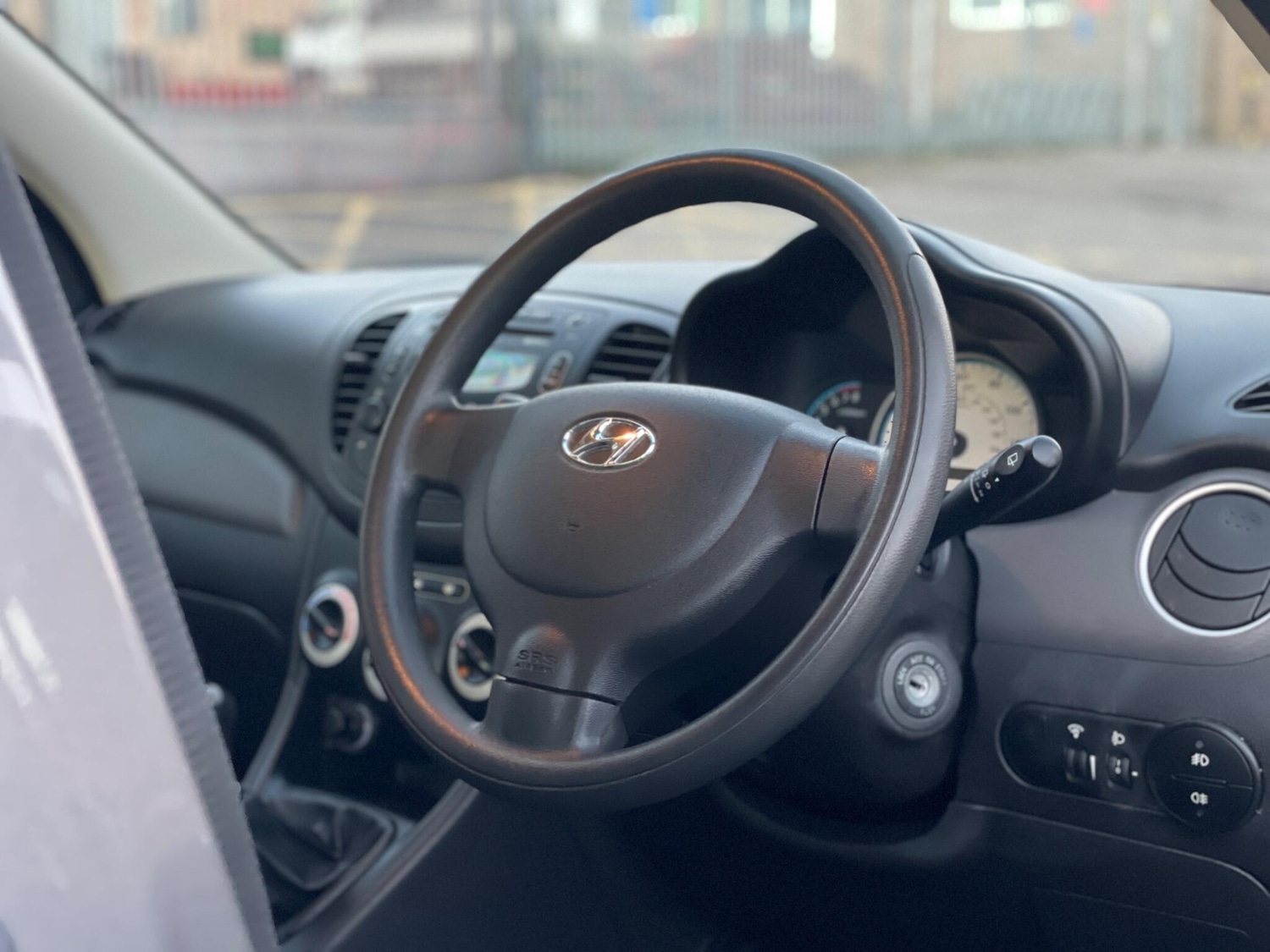 Used Hyundai i10 2010 for sale - 76644669: Photo 19