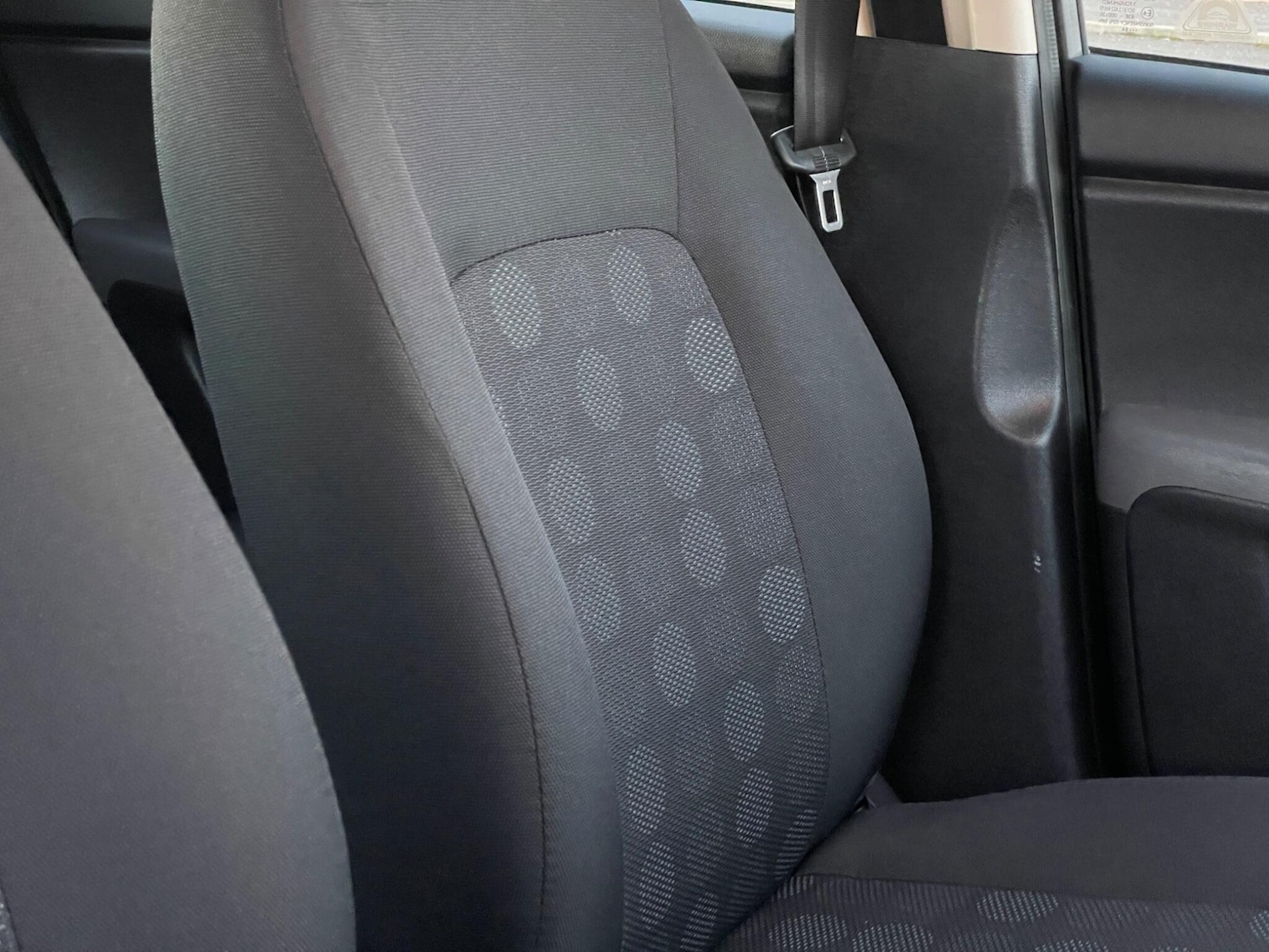 Used Hyundai i10 2010 for sale - 76644669: Photo 25