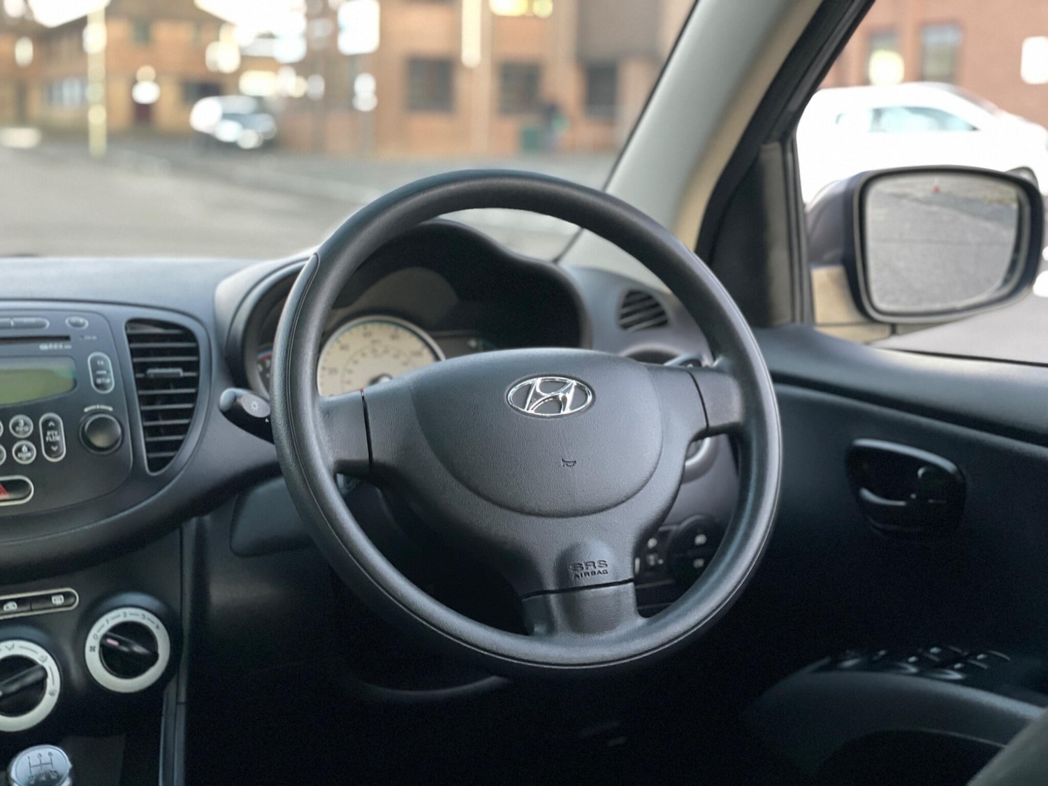 Used Hyundai i10 2010 for sale - 76644669: Photo 52