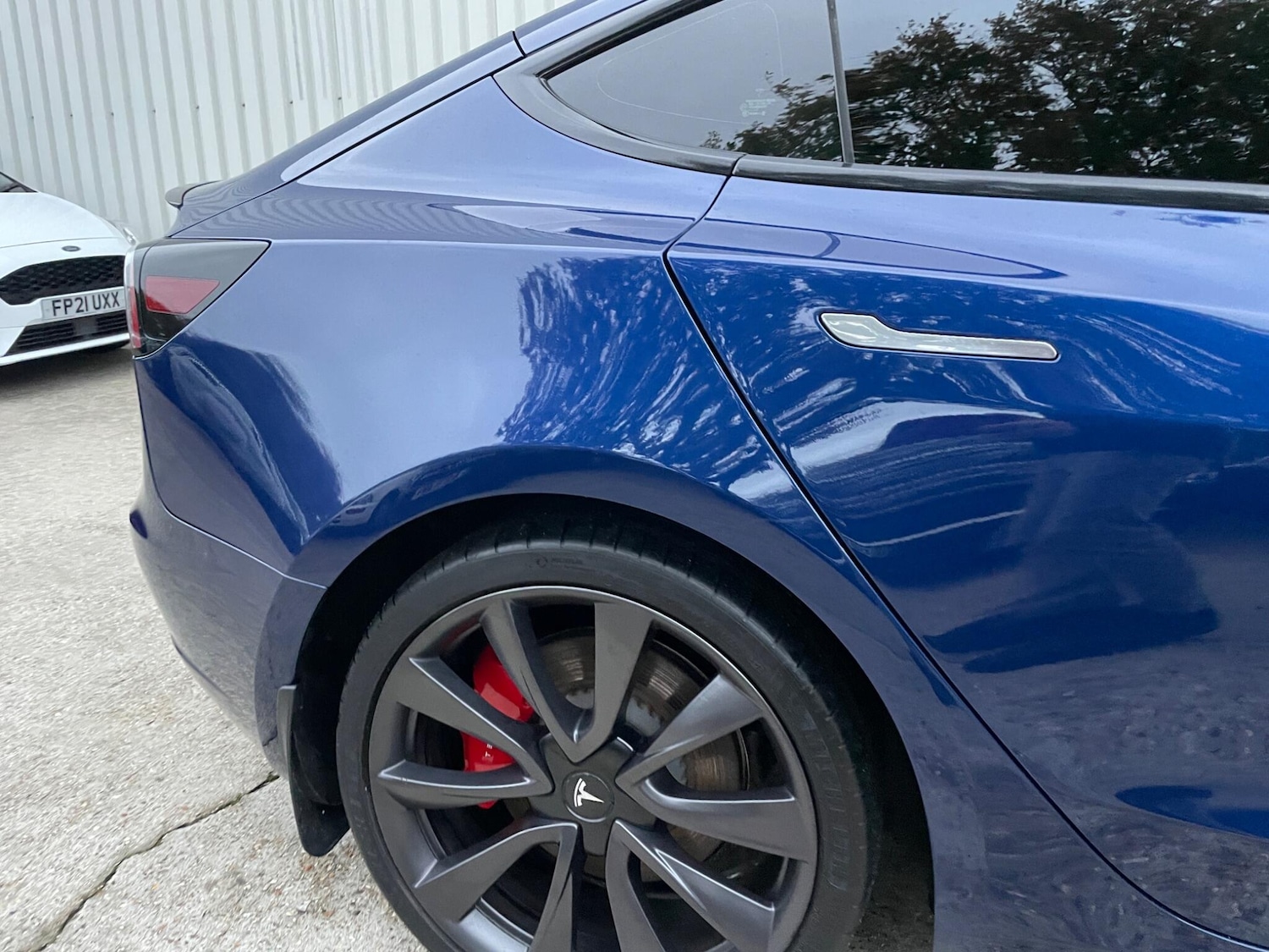 Used Tesla Model 3 2020 for sale - 76647647: Photo 24