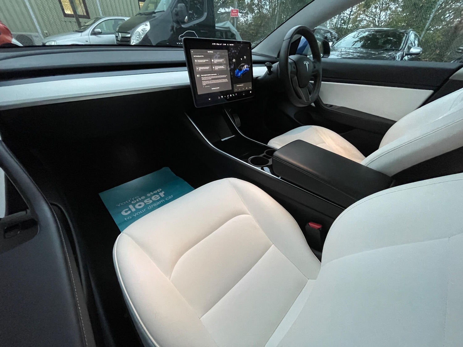 Used Tesla Model 3 2020 for sale - 76647647: Photo 48