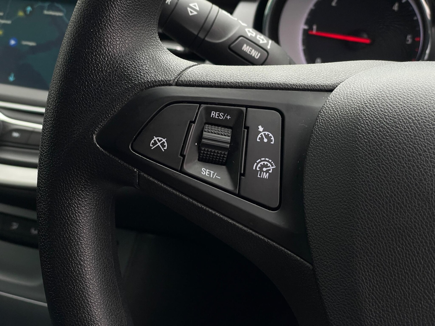 Used Vauxhall Astra 2018 for sale - 76992315: Photo 13