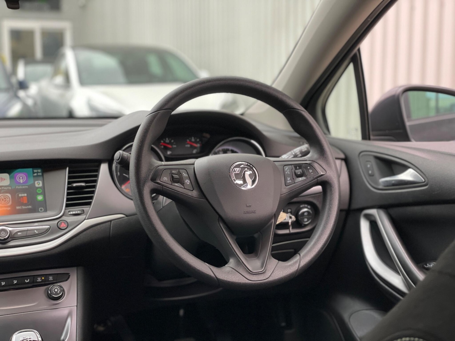 Used Vauxhall Astra 2018 for sale - 76992315: Photo 28