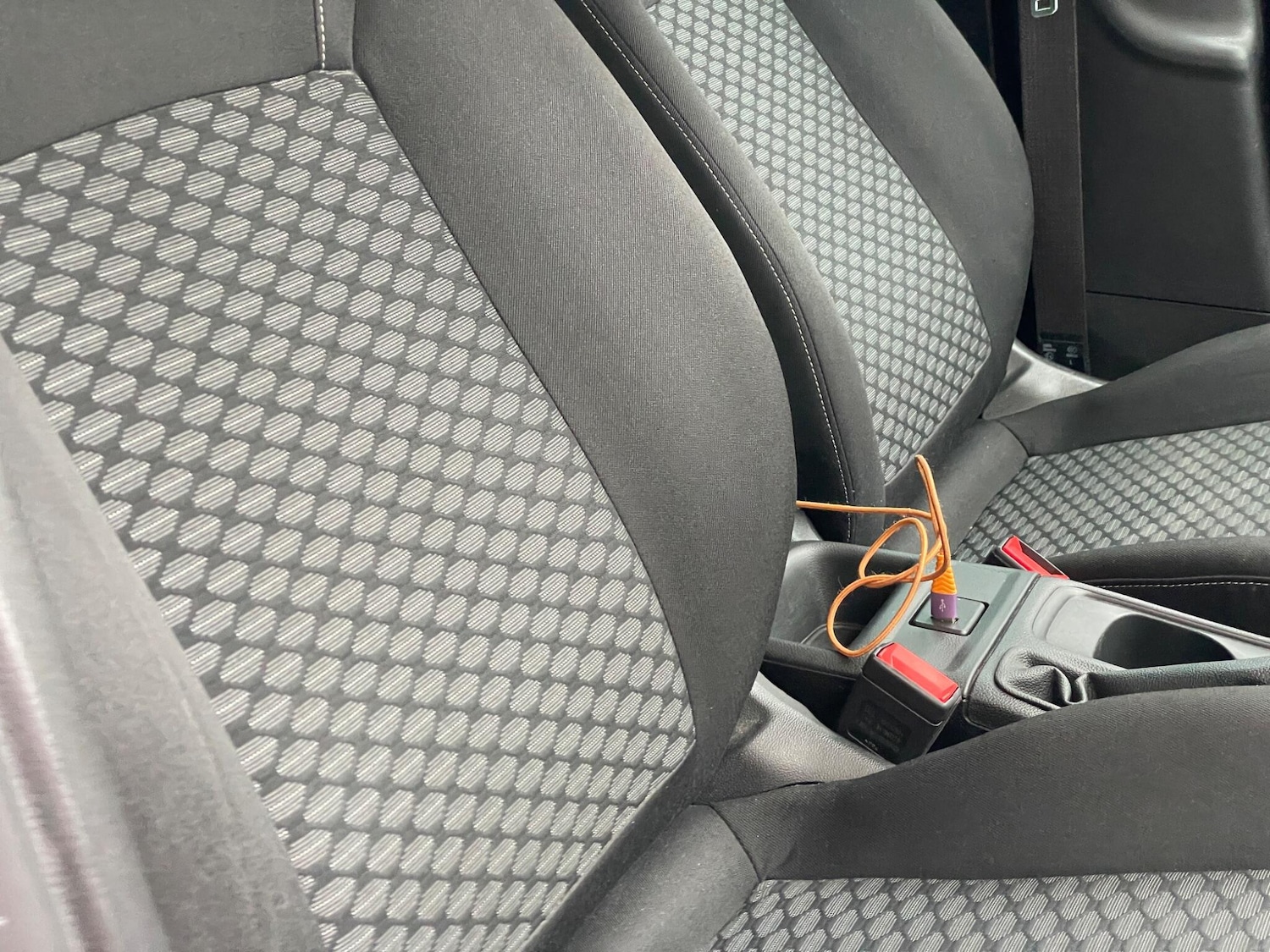 Used Vauxhall Astra 2018 for sale - 76992315: Photo 32