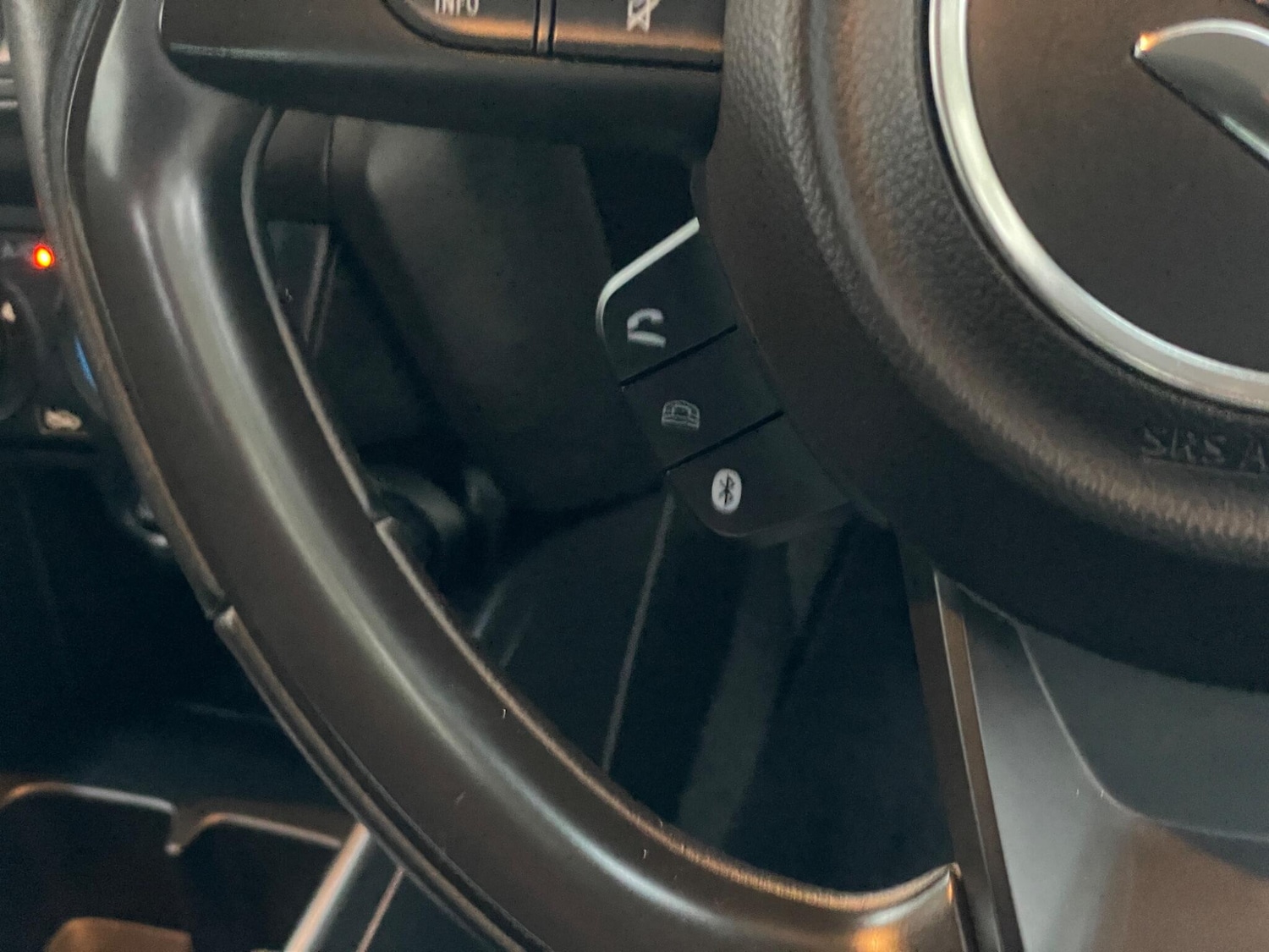 Used Suzuki Swift 2019 for sale - 76647646: Photo 33