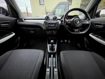 Used Suzuki Swift 2019 for sale - 76647646: Photo