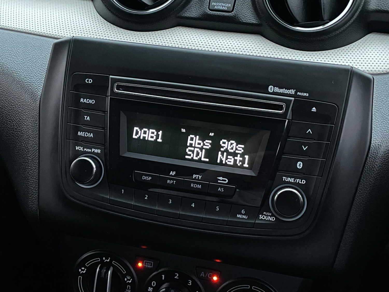 Used Suzuki Swift 2019 for sale - 76647646: Photo 99