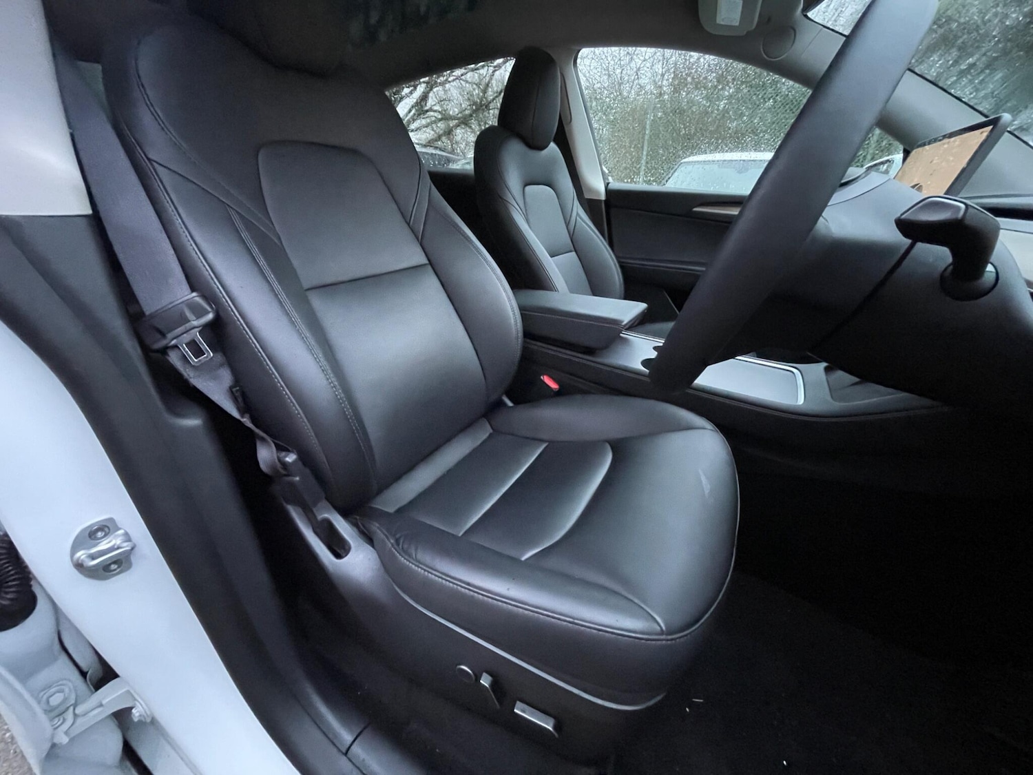 Used Tesla Model Y 2024 for sale - 76839302: Photo 7