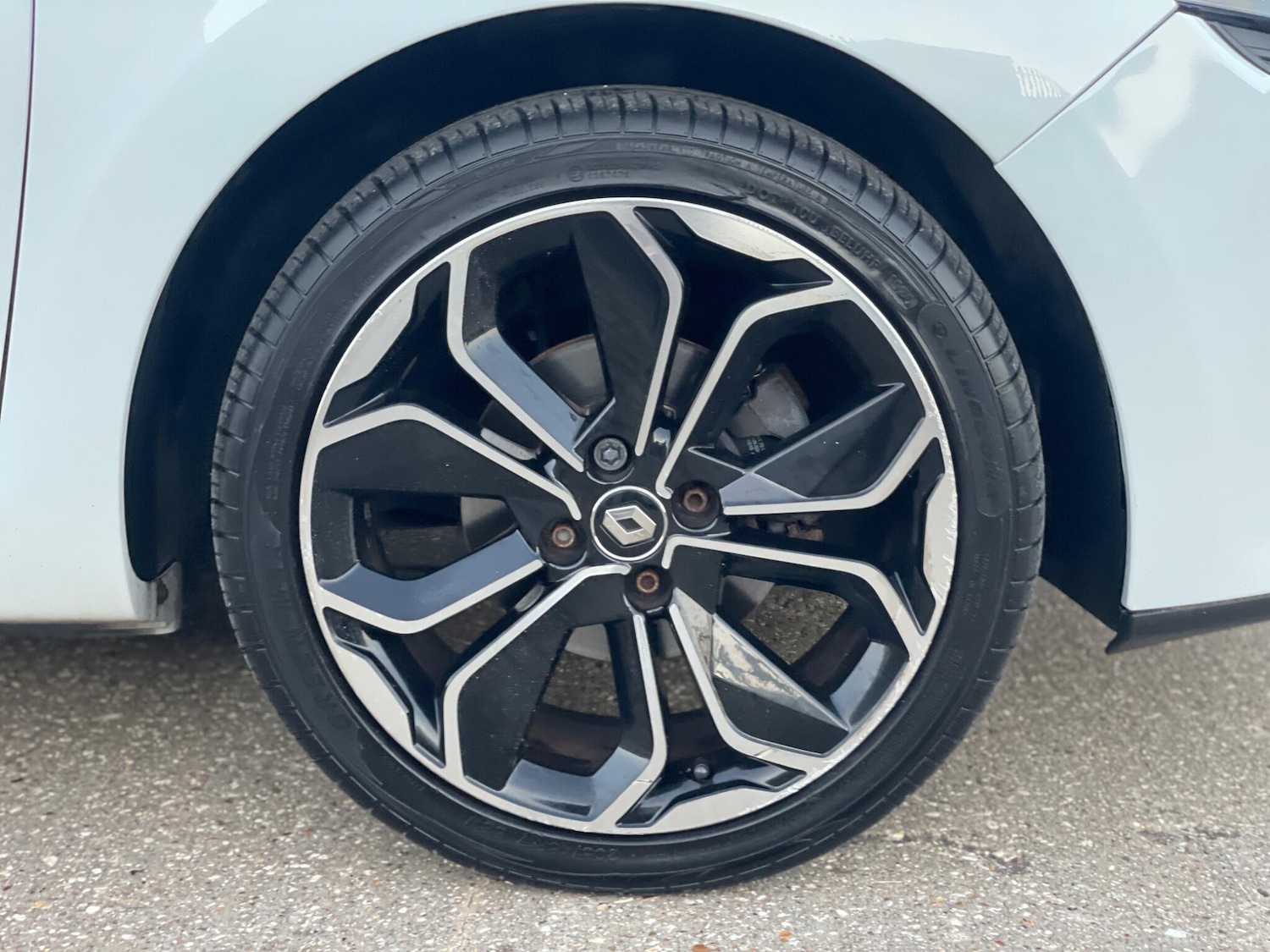 Used Renault Clio 2018 for sale - 77683696: Photo 28