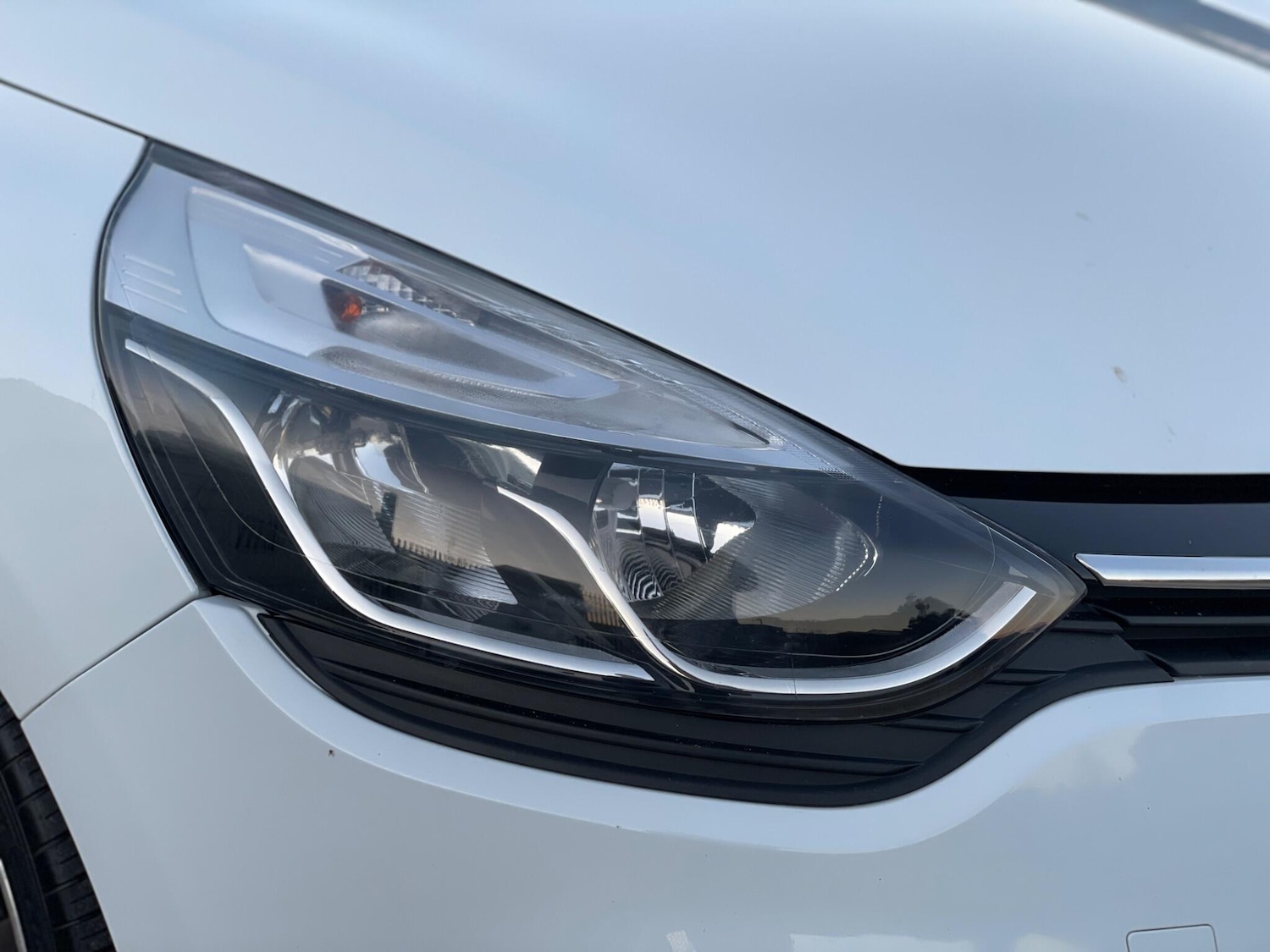 Used Renault Clio 2018 for sale - 77683696: Photo 30