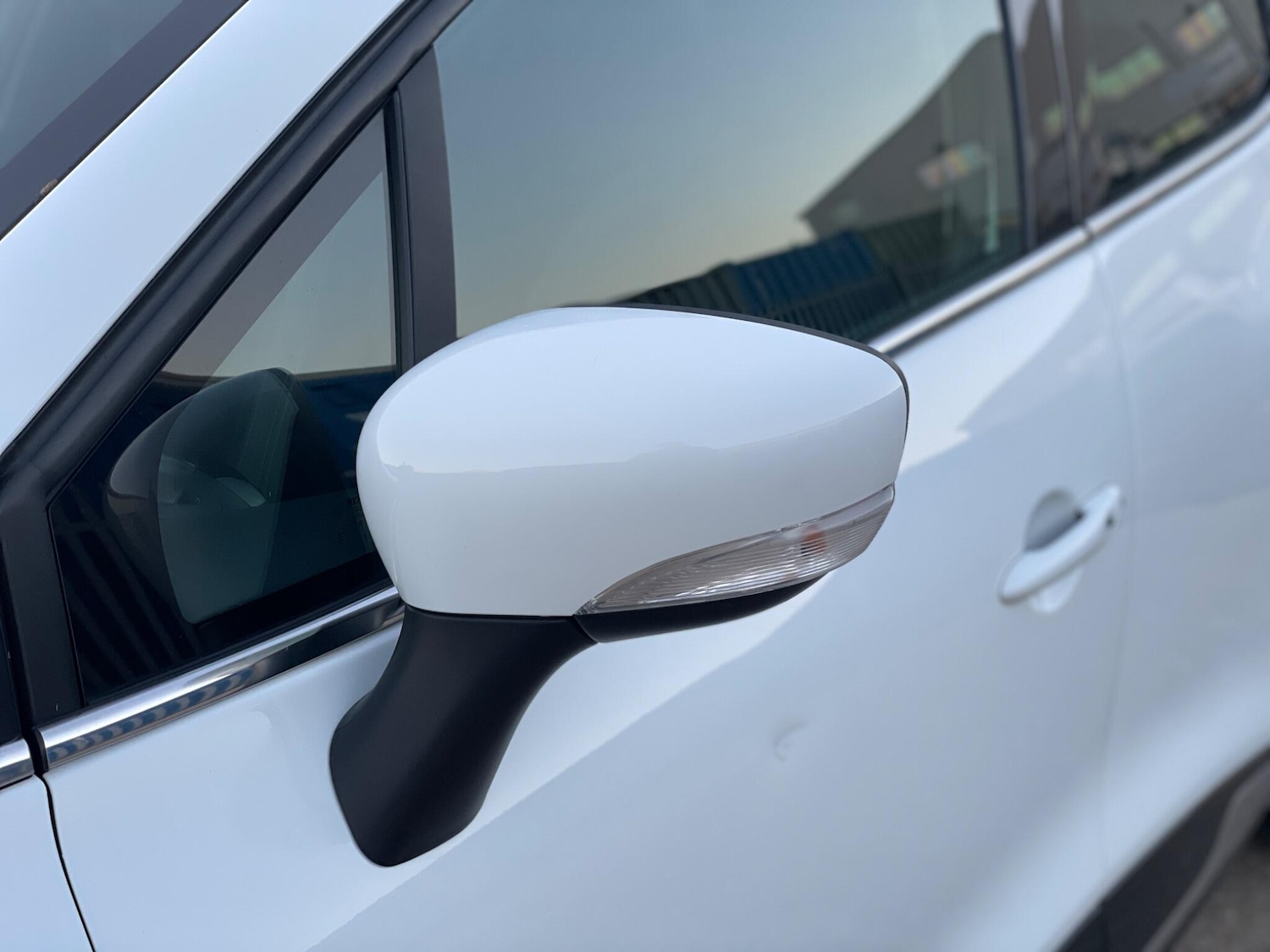 Used Renault Clio 2018 for sale - 77683696: Photo 32