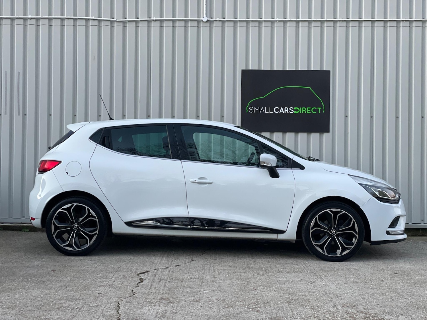 Used Renault Clio 2018 for sale - 77683696: Photo 5