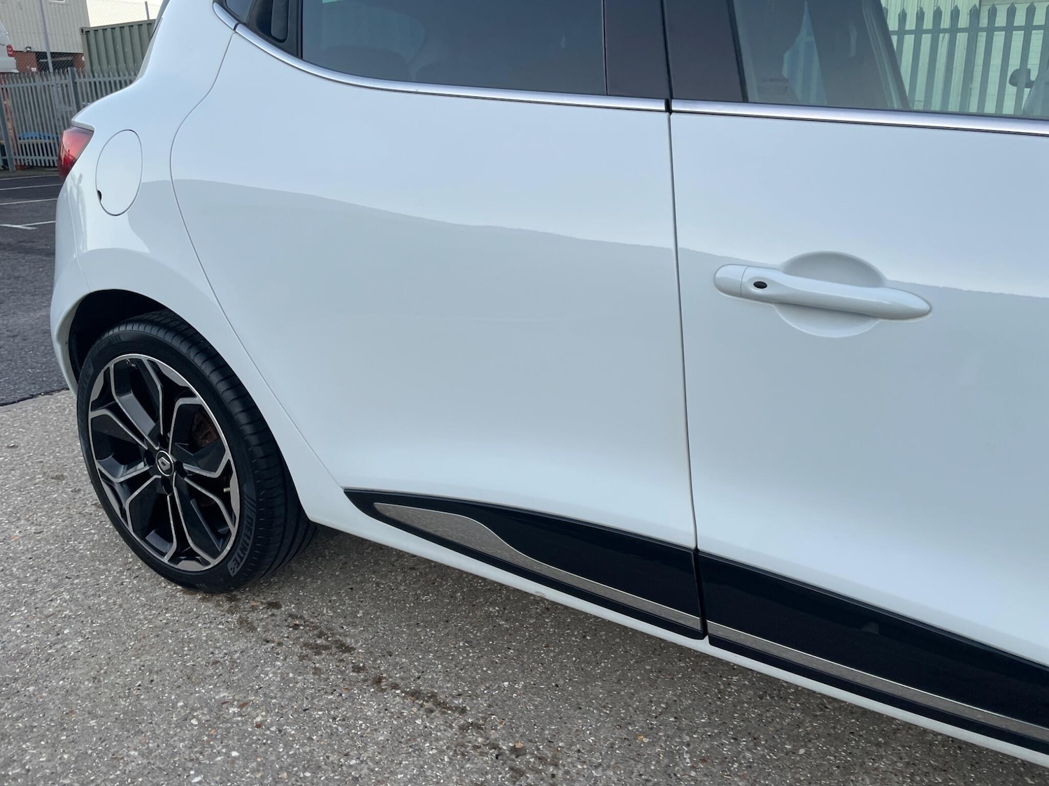 Used Renault Clio 2018 for sale - 77683696: Photo 50