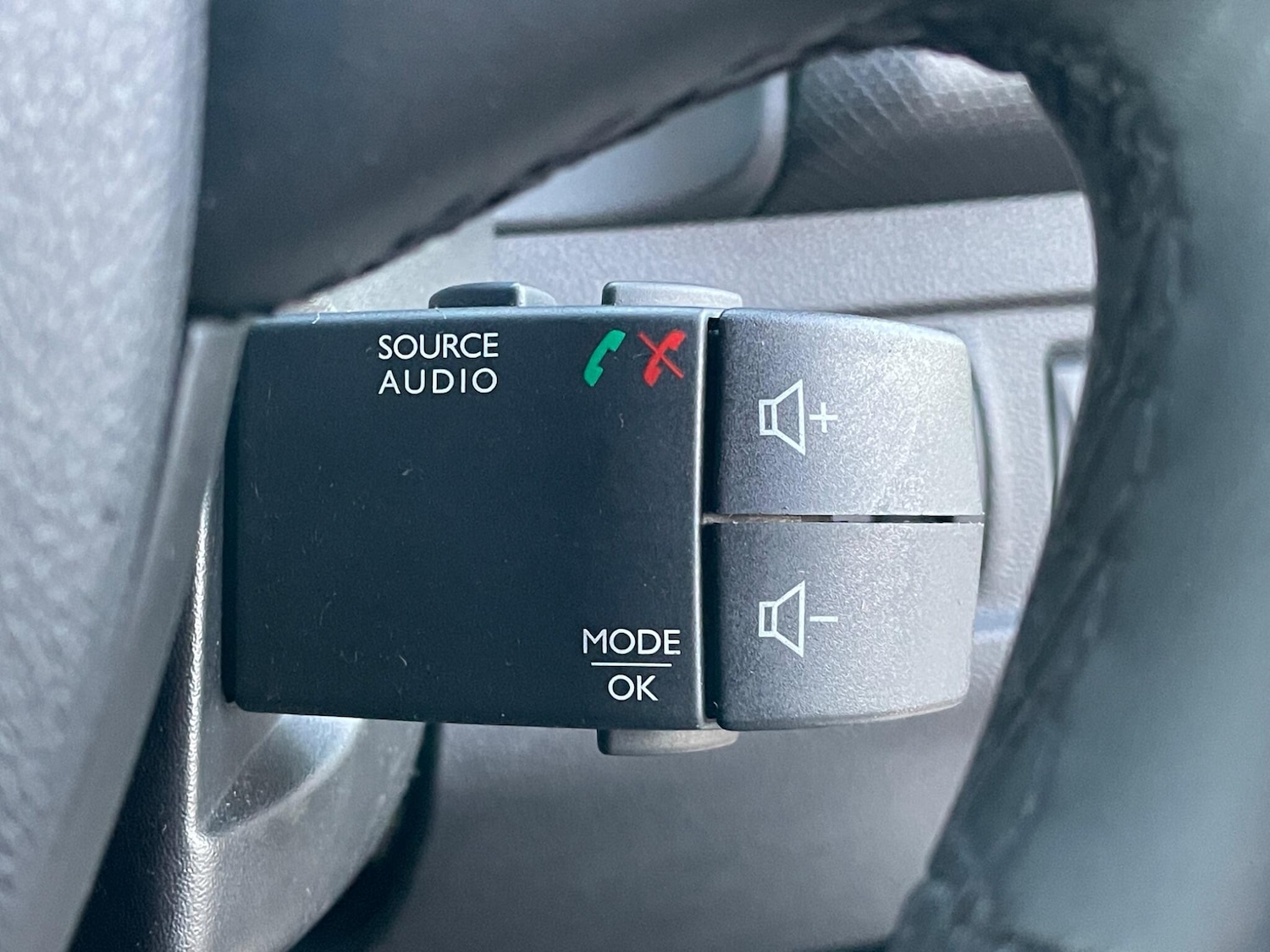 Used Renault Clio 2018 for sale - 77683696: Photo 88