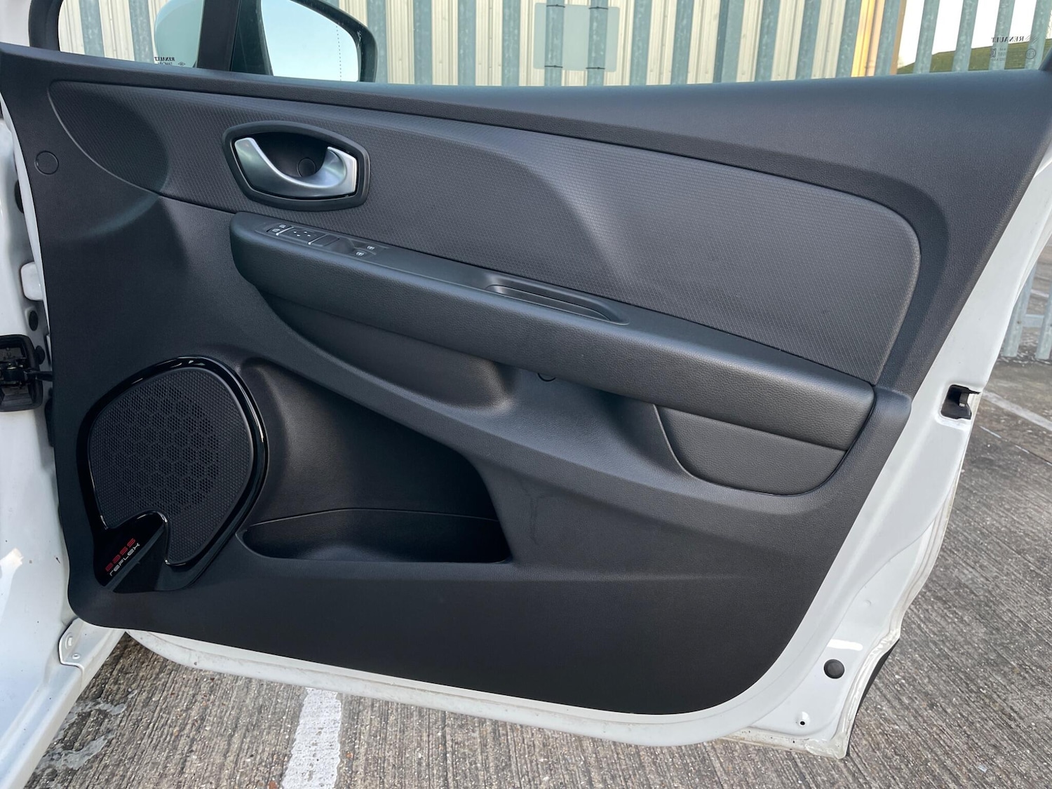 Used Renault Clio 2018 for sale - 77683696: Photo 94