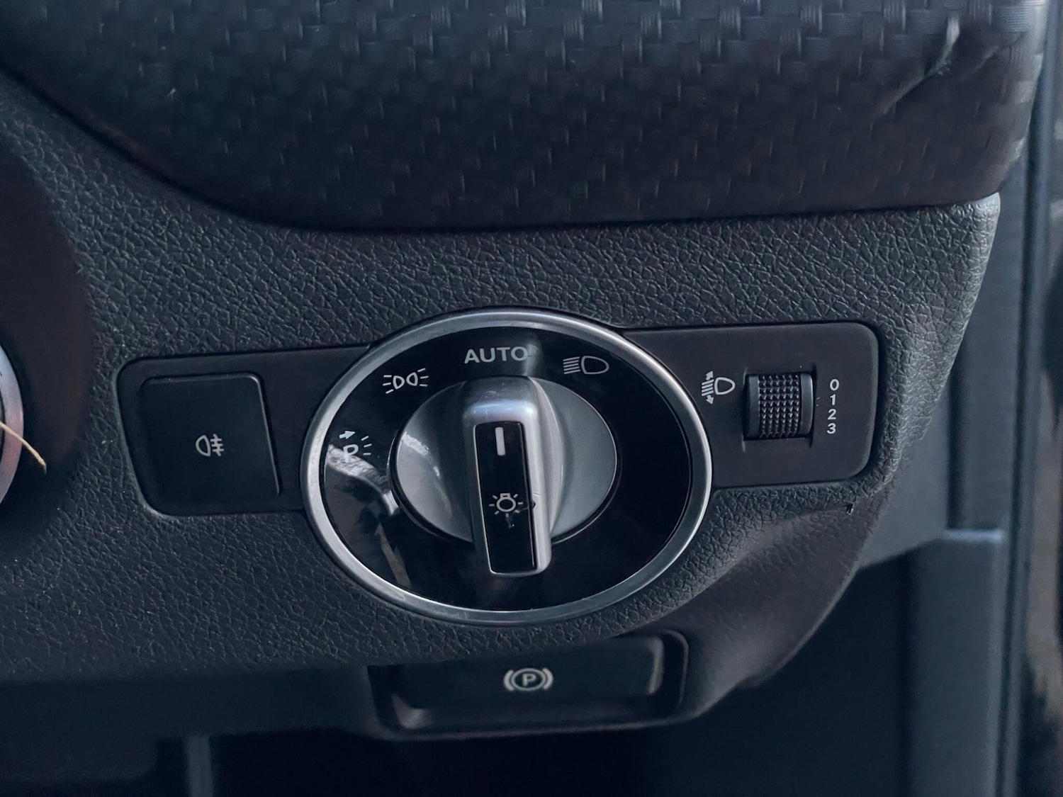 Used Mercedes-Benz A-Class 2018 for sale - 77738462: Photo 99