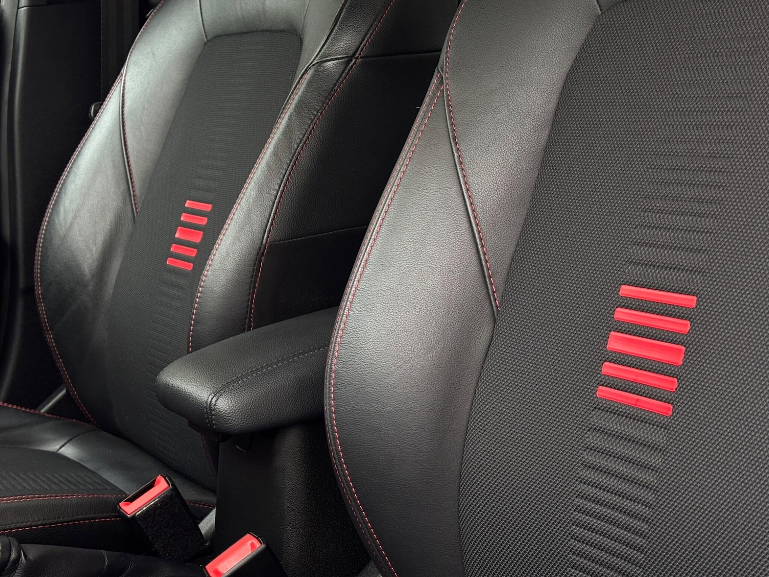 Used Ford Fiesta 2019 for sale - 76658635: Photo 83