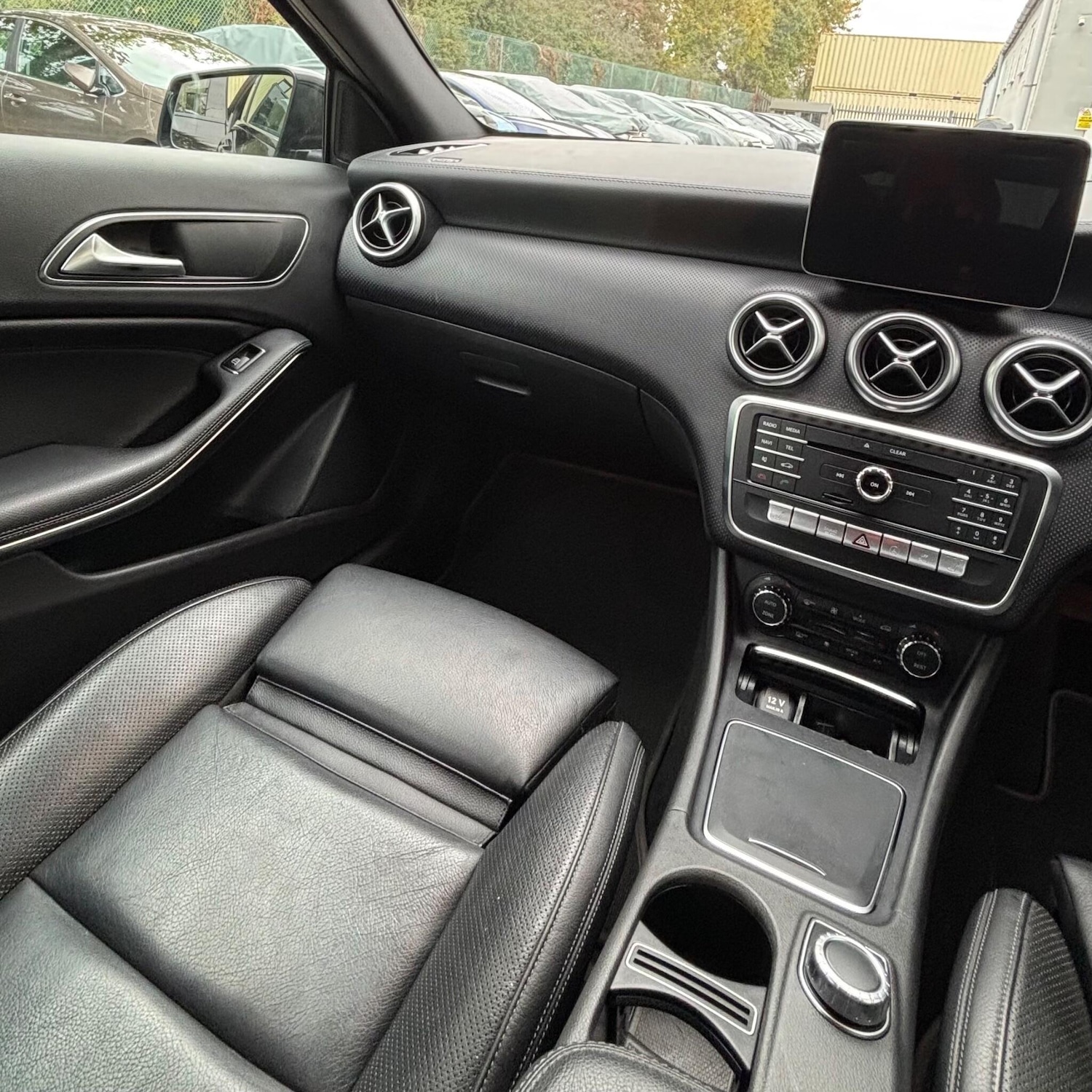 Used Mercedes-Benz A-Class 2017 for sale - 76647638: Photo 10