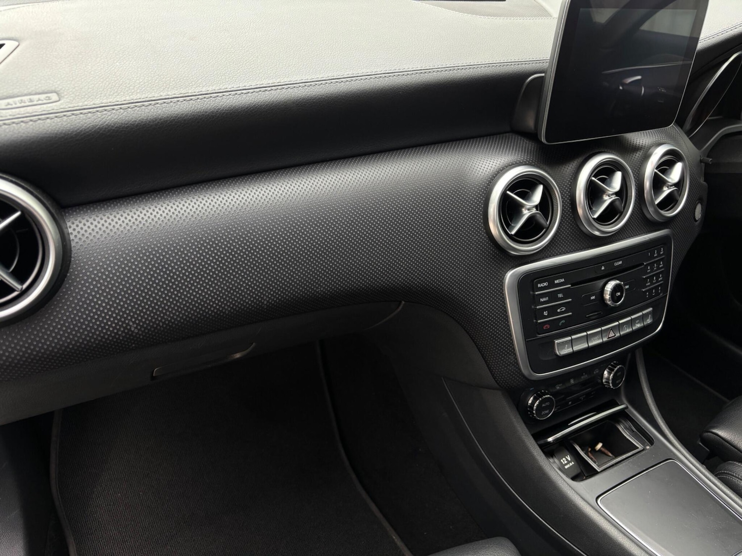 Used Mercedes-Benz A-Class 2017 for sale - 76647638: Photo 13